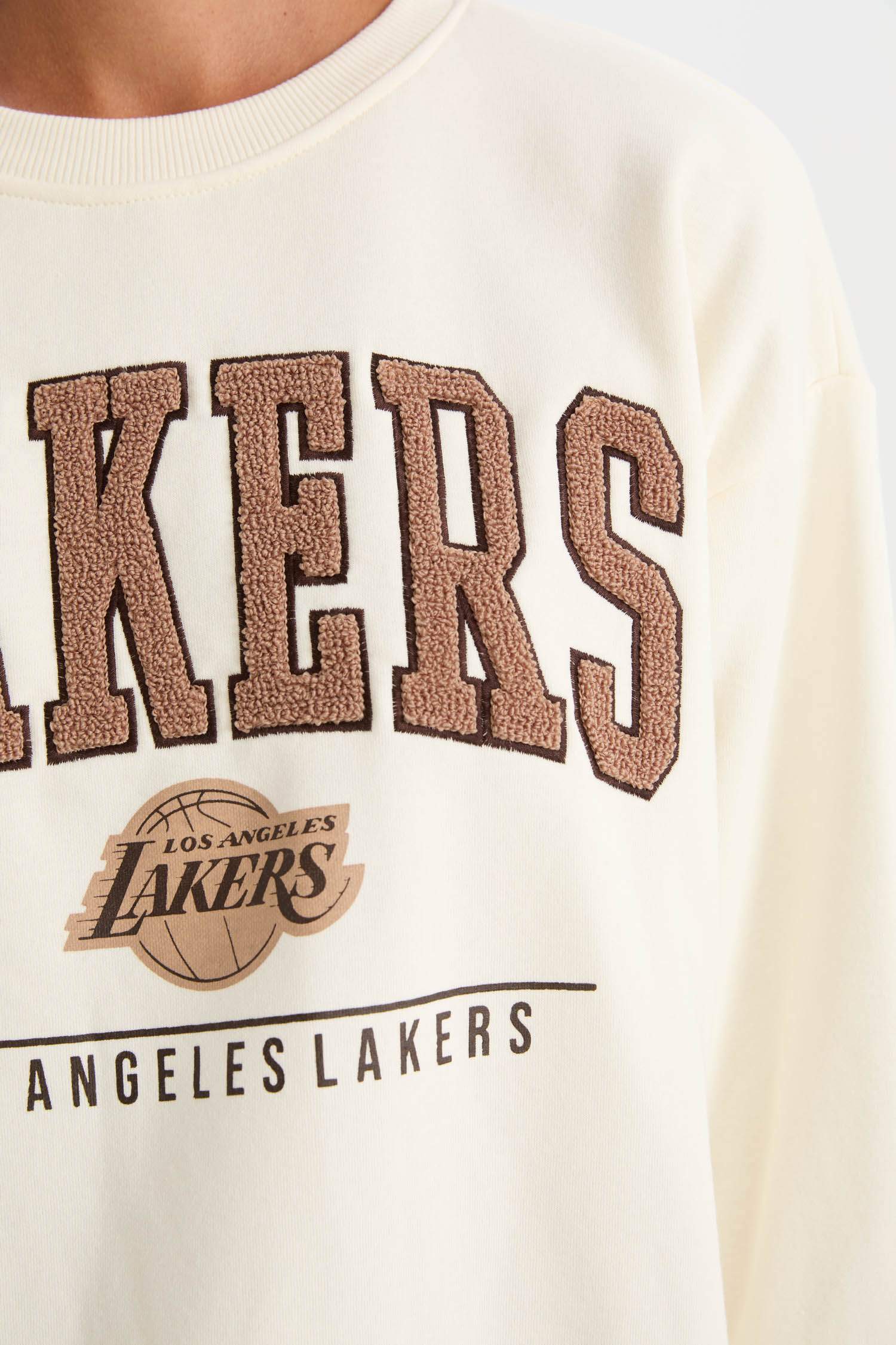DeFactoFit NBA Los Angeles Lakers Oversize Fit Thick Fabric Sweatshirt