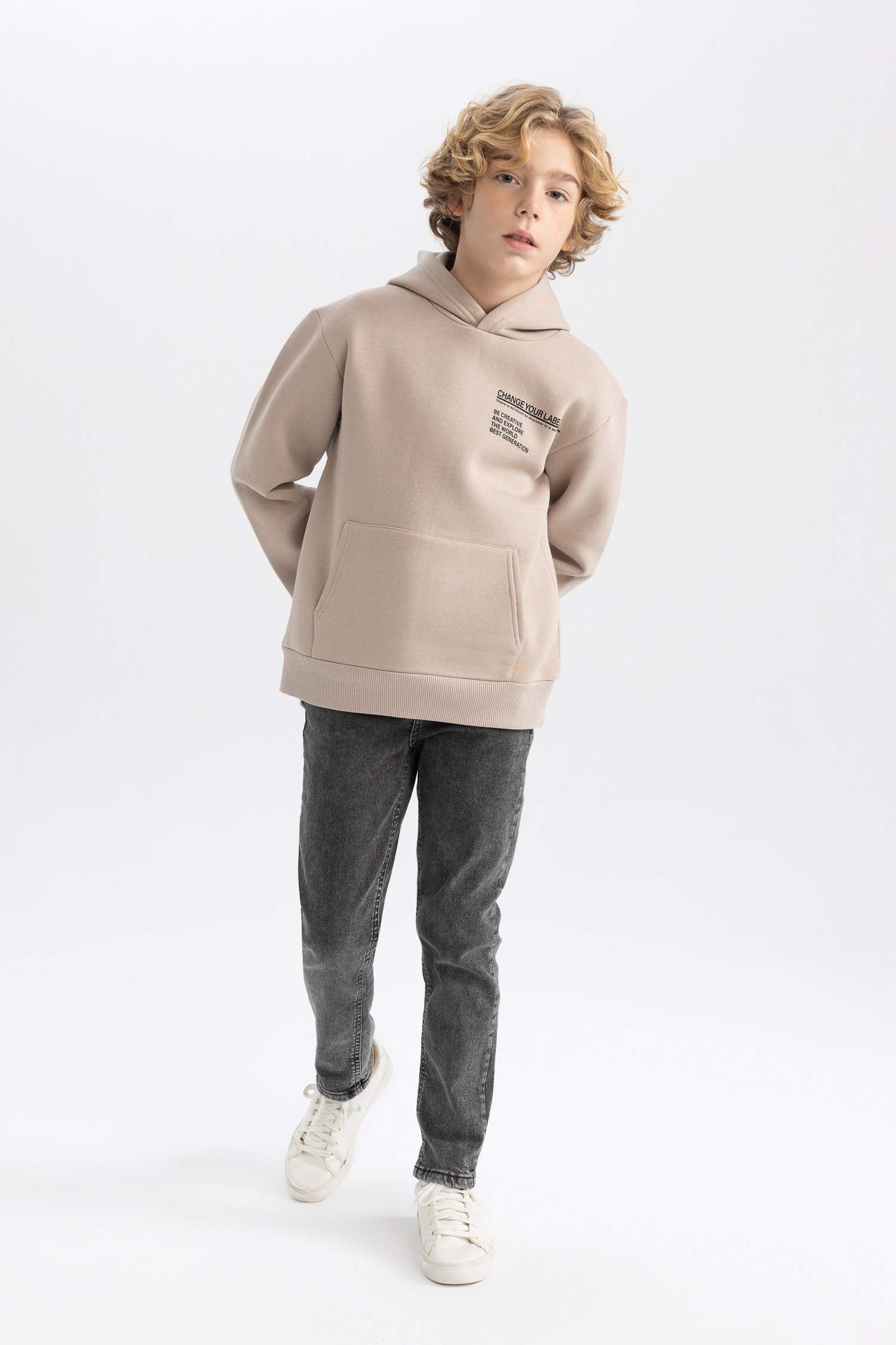 Ұлдарға қалыпты пішім бас киімді Свитер