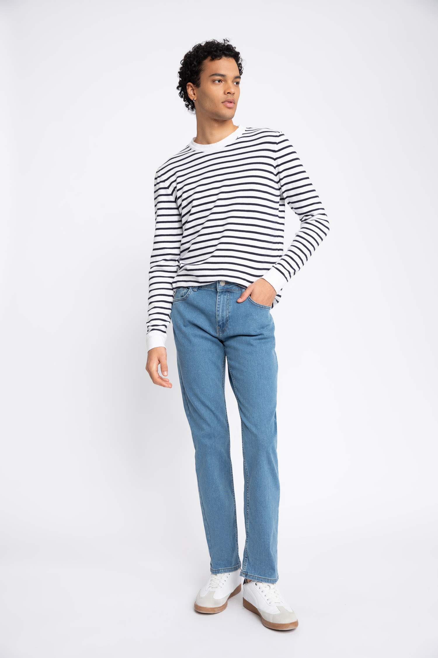 بنطلون جينز سيرجيو قصة عادية بخصر عادي