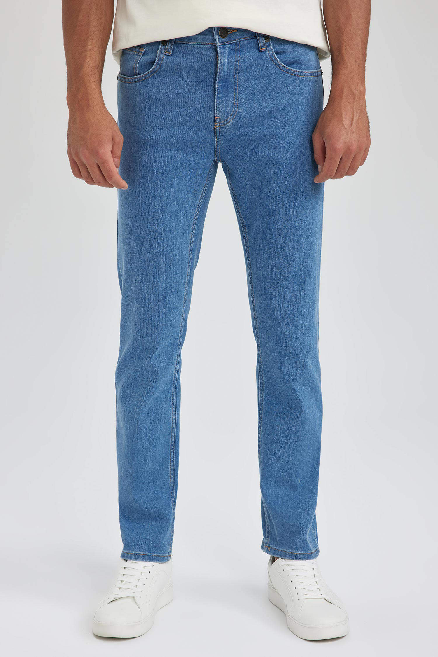 Blue MEN Sergio Regular Fit Jean Pants 2837819 | DeFacto