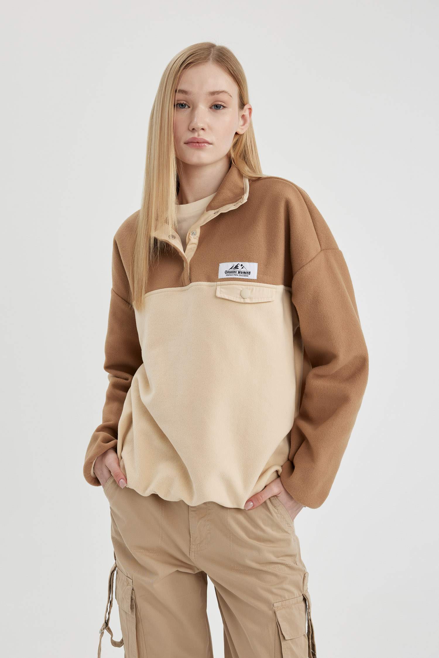 Loose Fit Stand Collar Elasticated Sleeve Fleece Sweatshirt