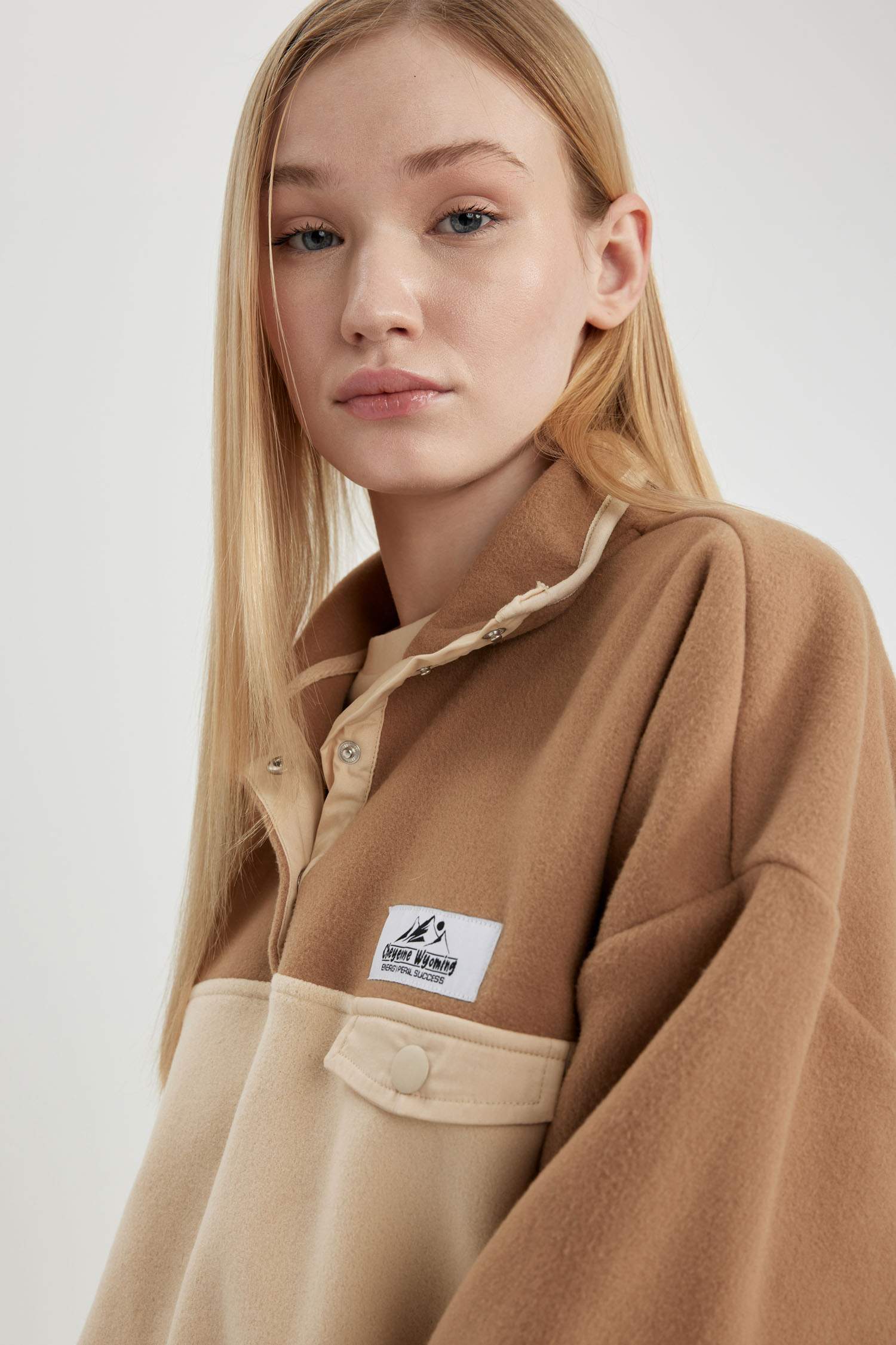 Loose Fit Stand Collar Elasticated Sleeve Fleece Sweatshirt