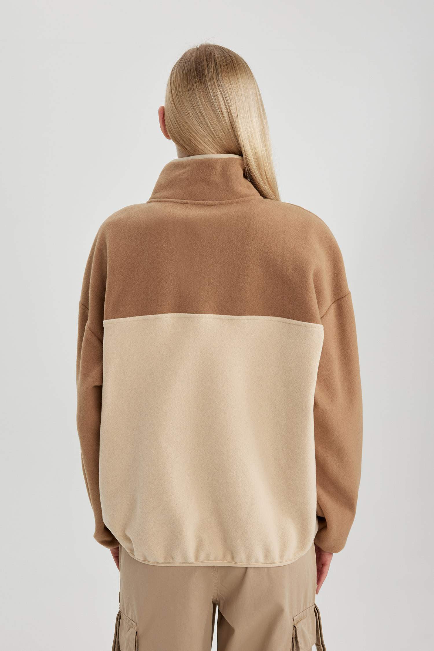 Loose Fit Stand Collar Elasticated Sleeve Fleece Sweatshirt