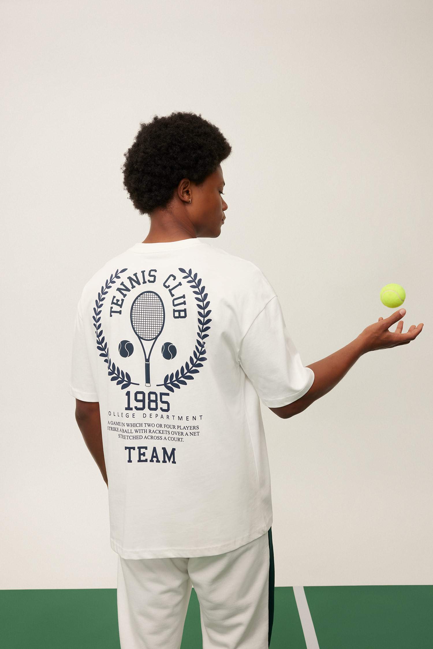 تيشيرت اوفر سايز بطبعة شعار من DeFactoFit