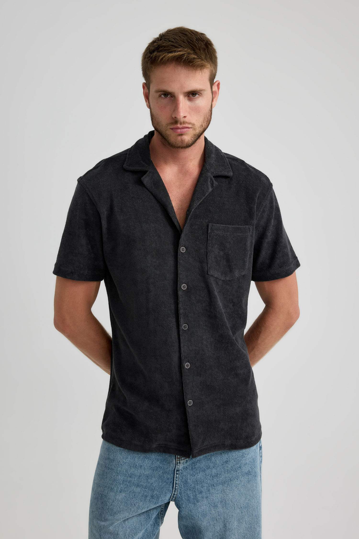 Modern Fit Apache Neck Short Sleeve Shirt