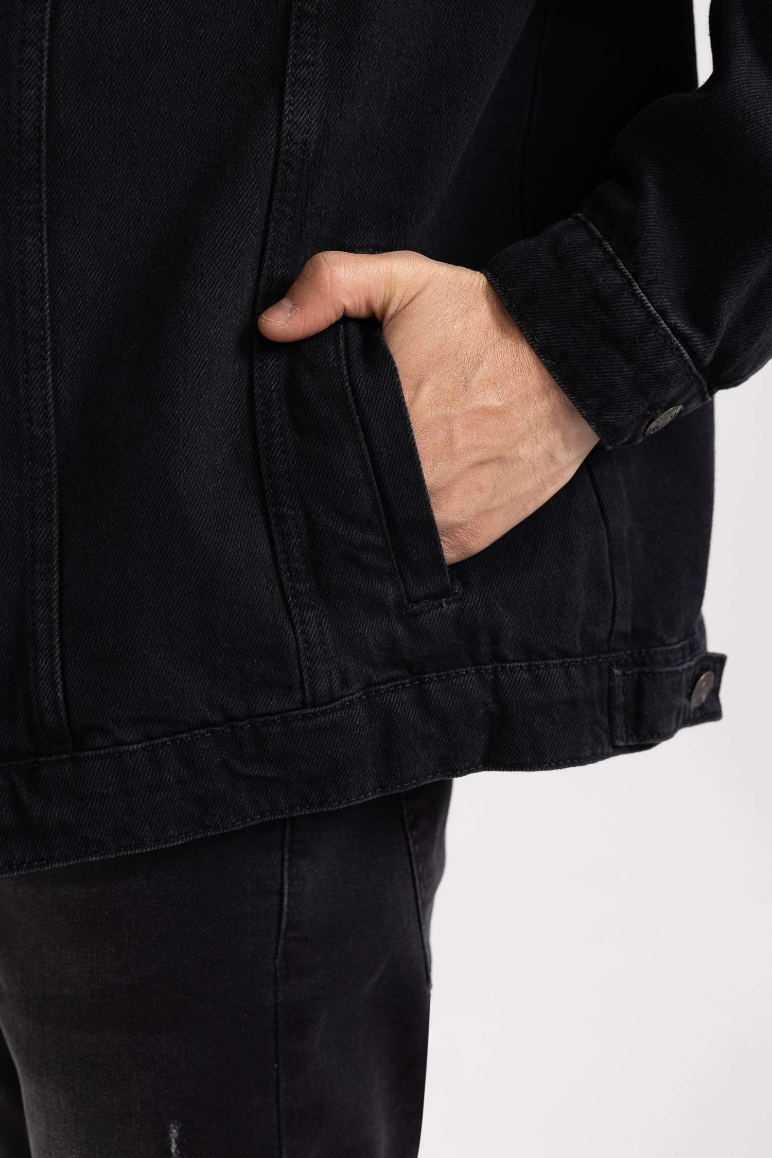 جاكيت سليم فيت