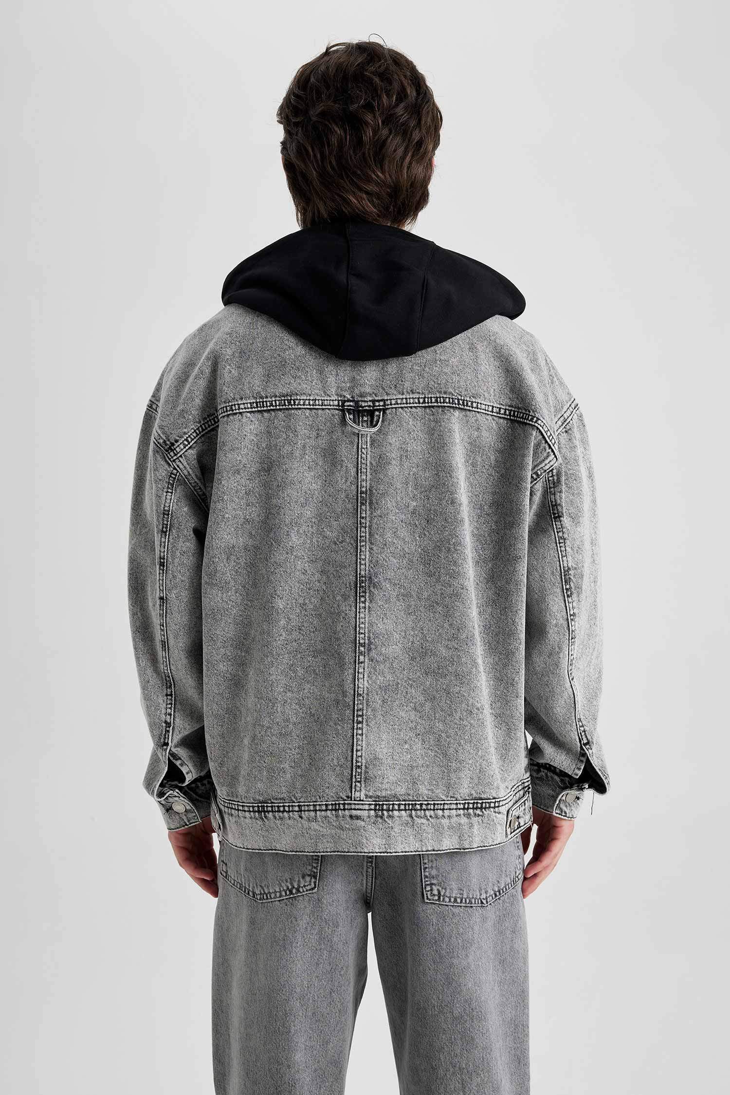 Grau Herren Oversize Fit Jacke 2855965 | DeFacto