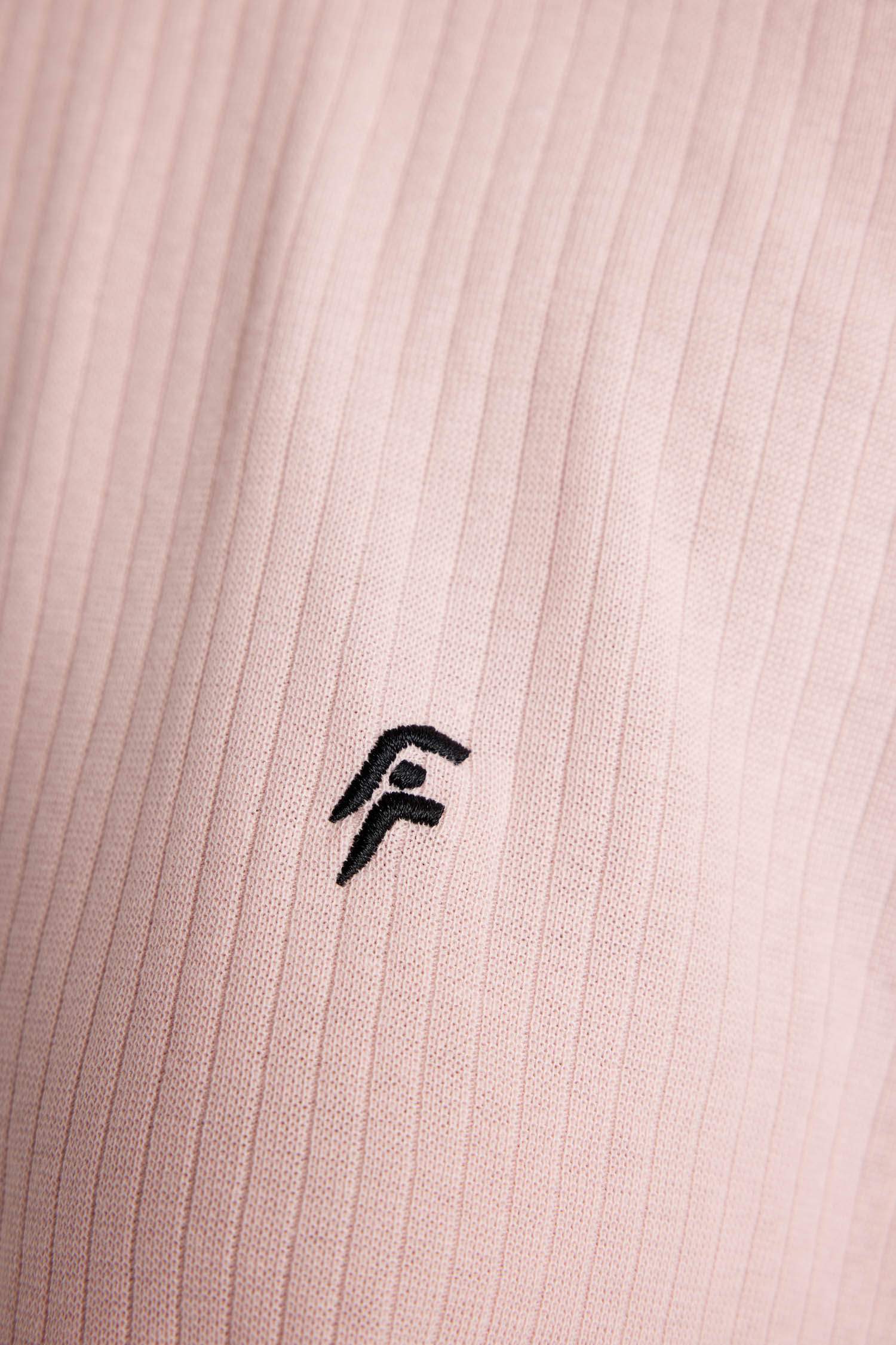 تيشيرت رياضي نص كم مضلع برقبة مستديرة من DeFactoFit