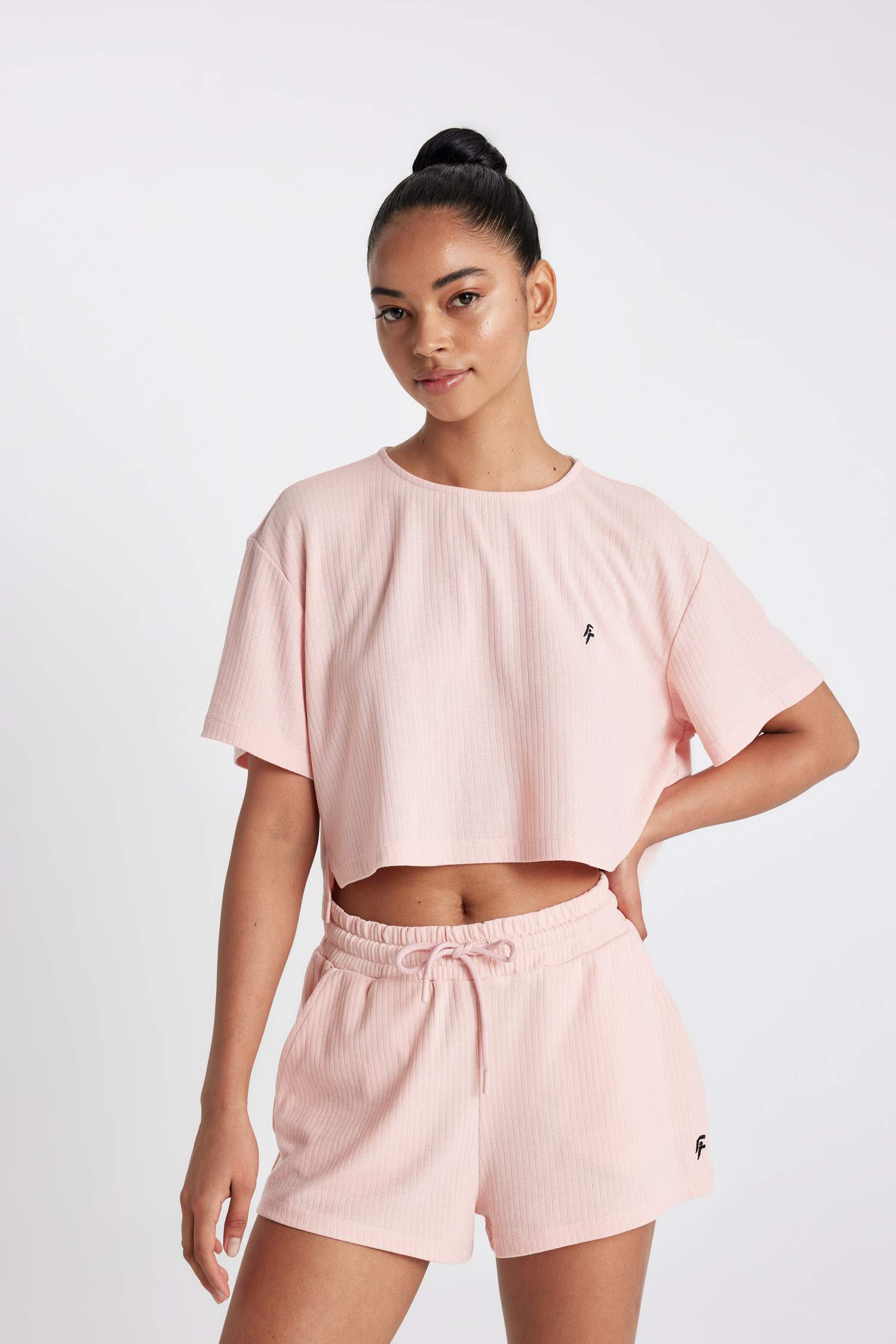 شورت كابري قصة عادية برجل عادي