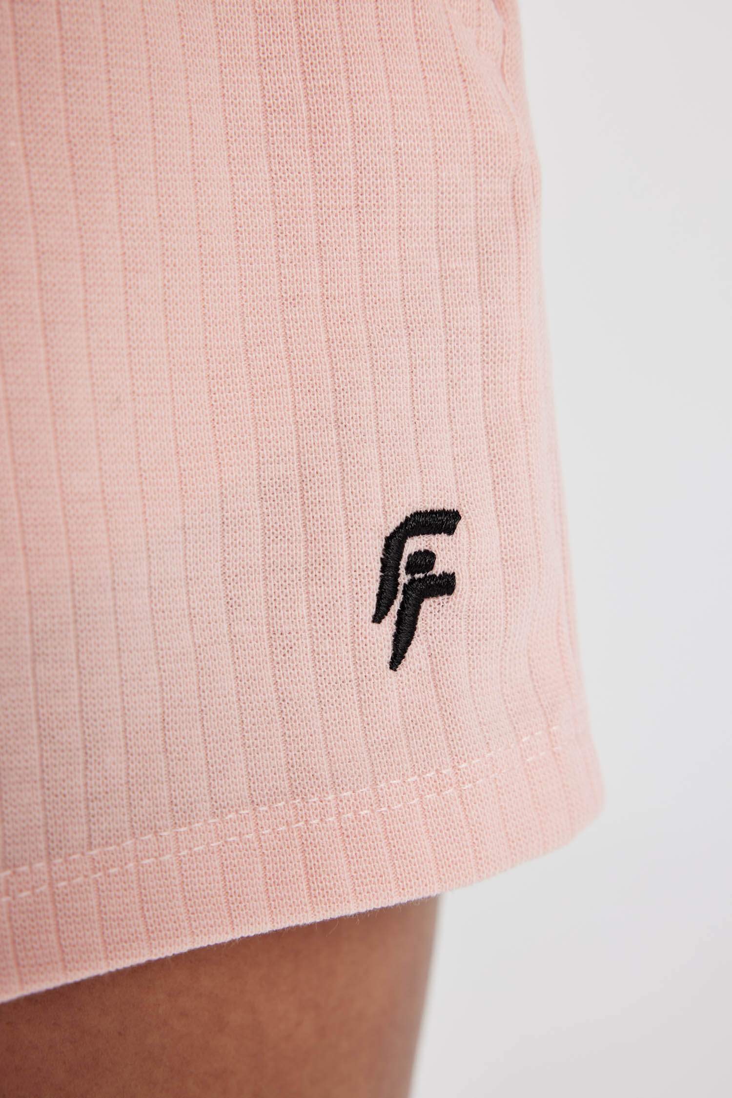 شورت رياضي قصة عادية بجيب من DeFactoFit