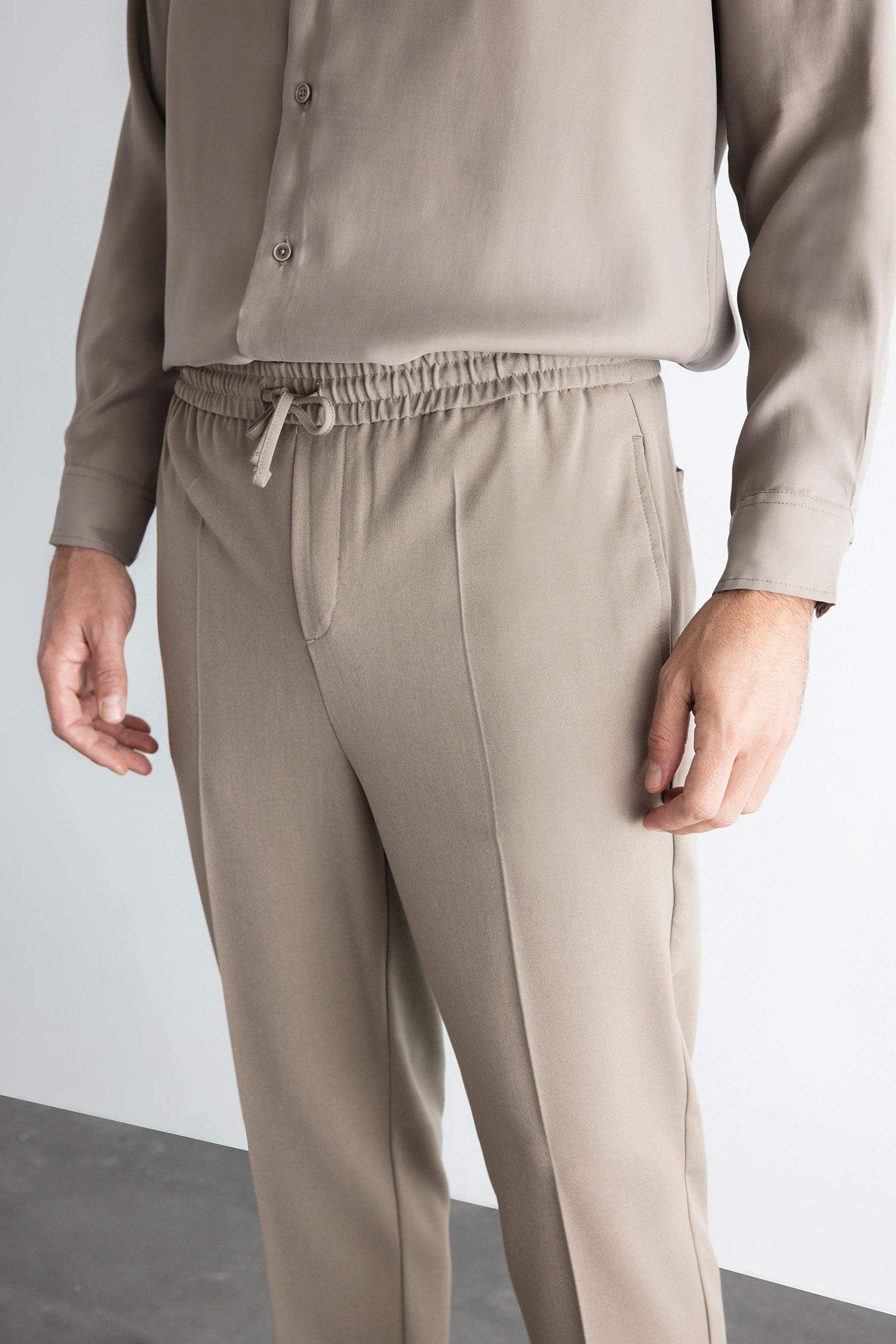 Yazlık Kumaş Jogger Pantolon Beli Bağcıklı Lastikli Düz Paça Cepli Her Yöne Esneyen