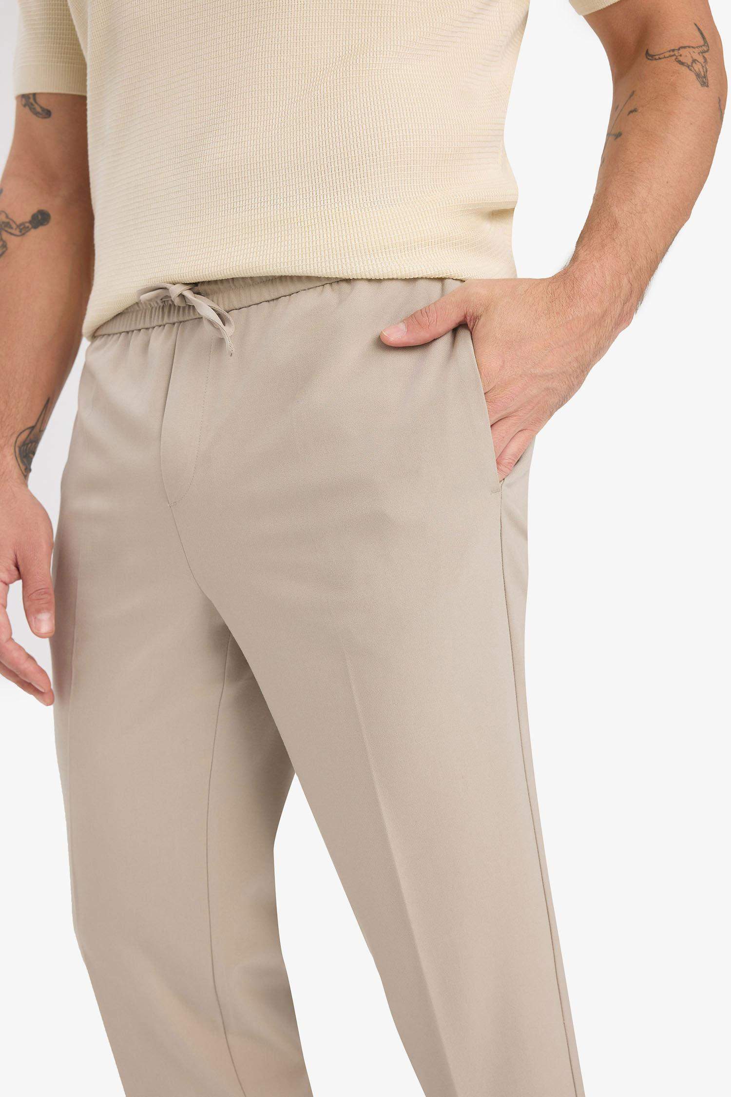 Beli Bağcıklı Lastikli Cepli Jogger Fit Her Yöne Esneyen Yumuşak Tuşe Pantolon