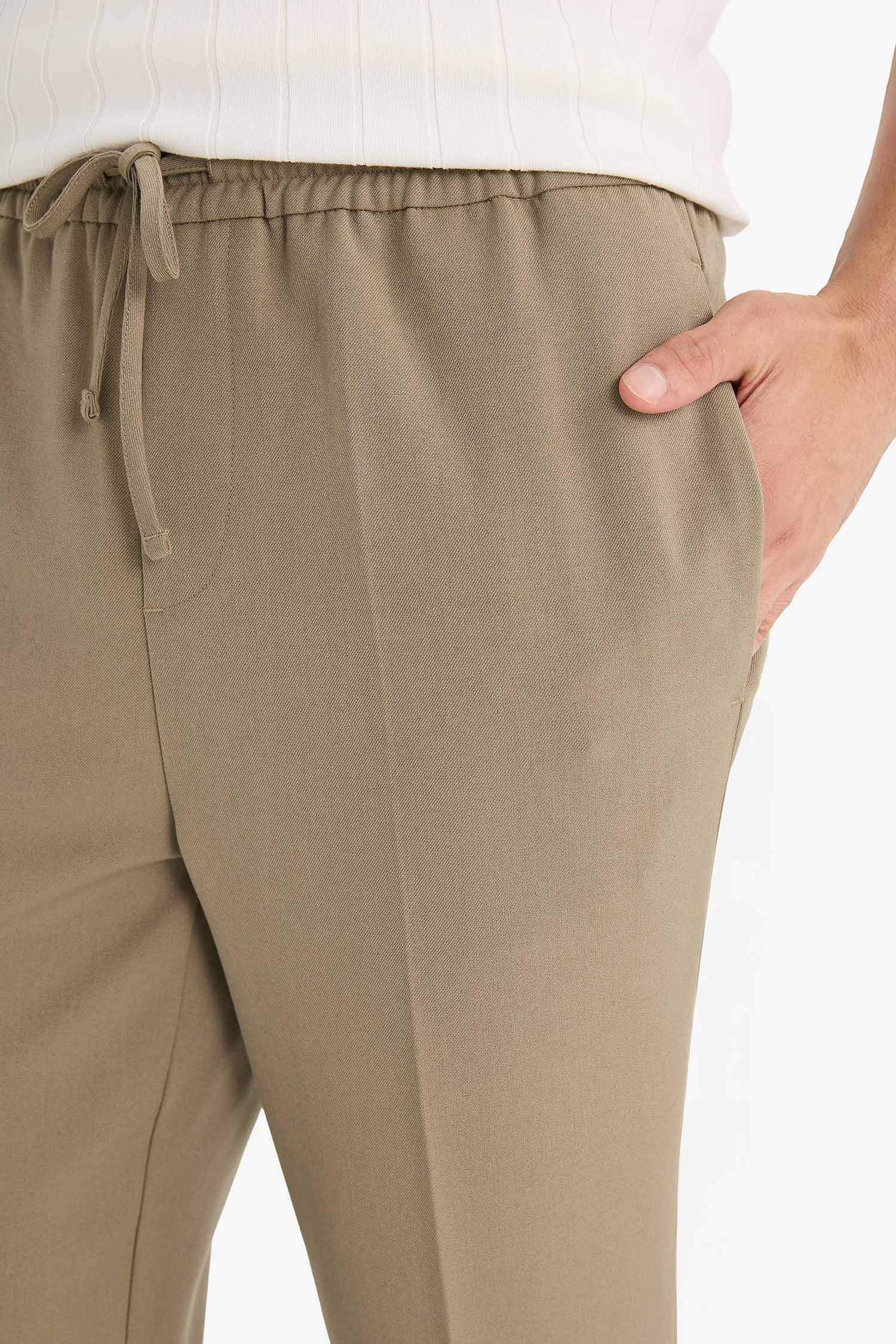 Beli Bağcıklı Lastikli Cepli Jogger Fit Her Yöne Esneyen Yumuşak Tuşe Pantolon