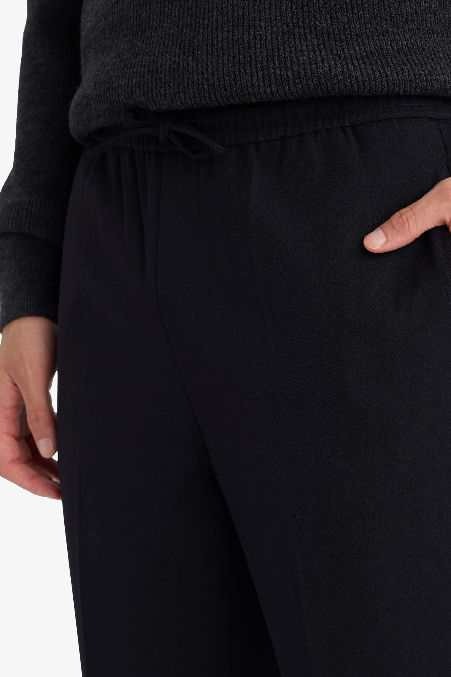 Эластичные во всех направлениях брюки Regular Fit с прямыми штанинами