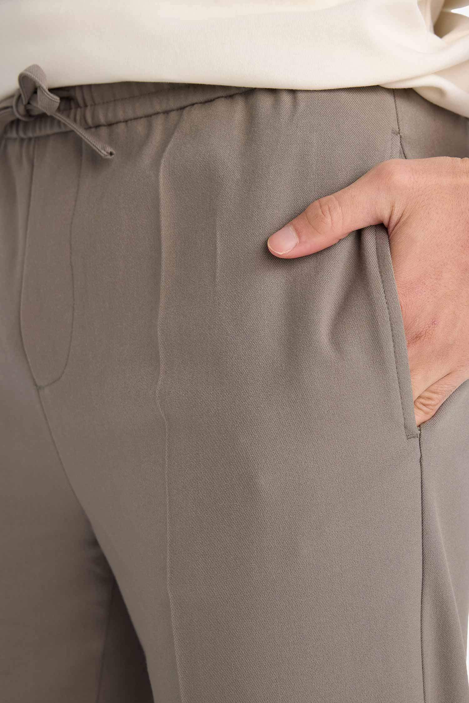 Regular Fit барлық бағытта созылатын түзу балақты шалбар