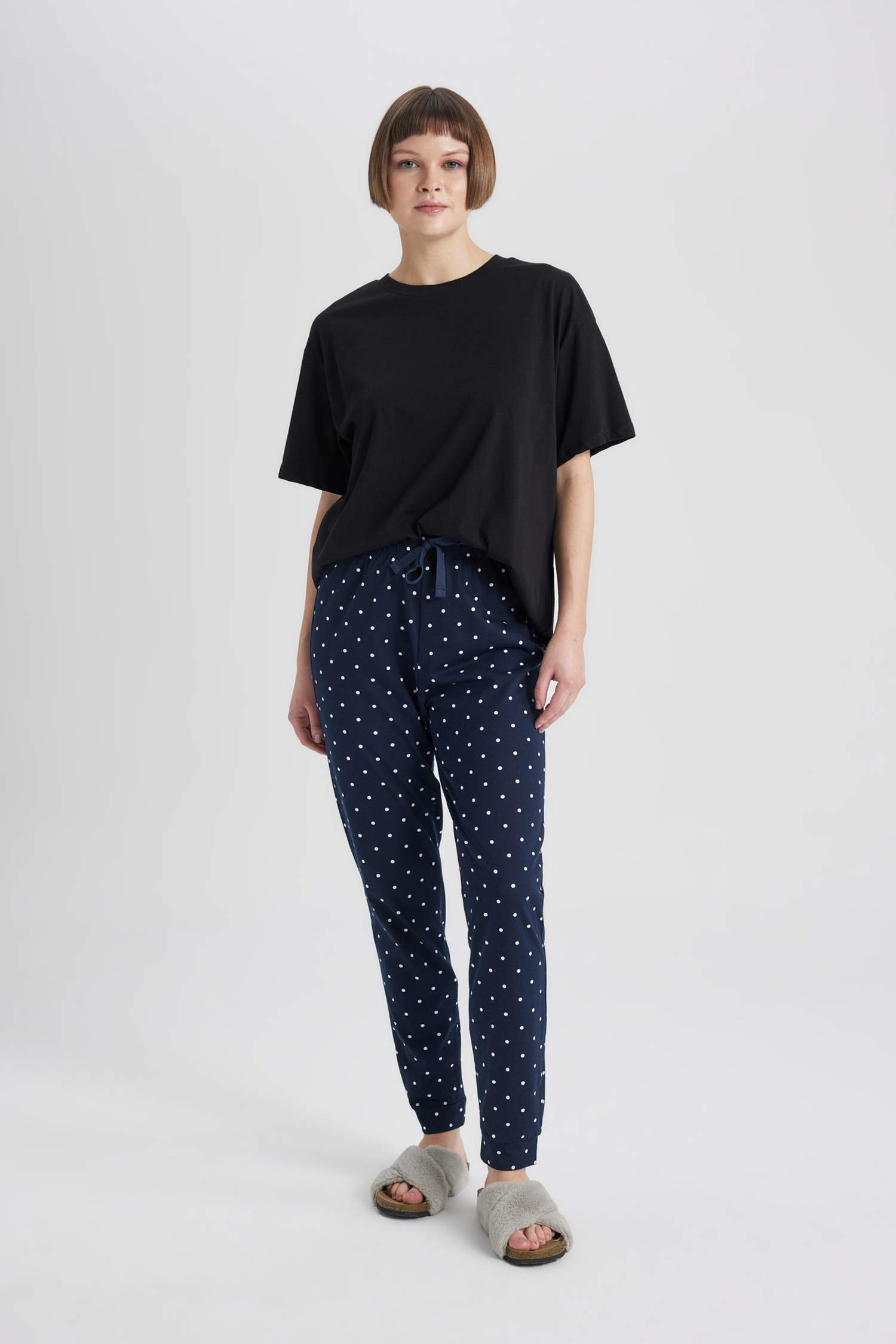 Regular Fit Knitted Bottoms