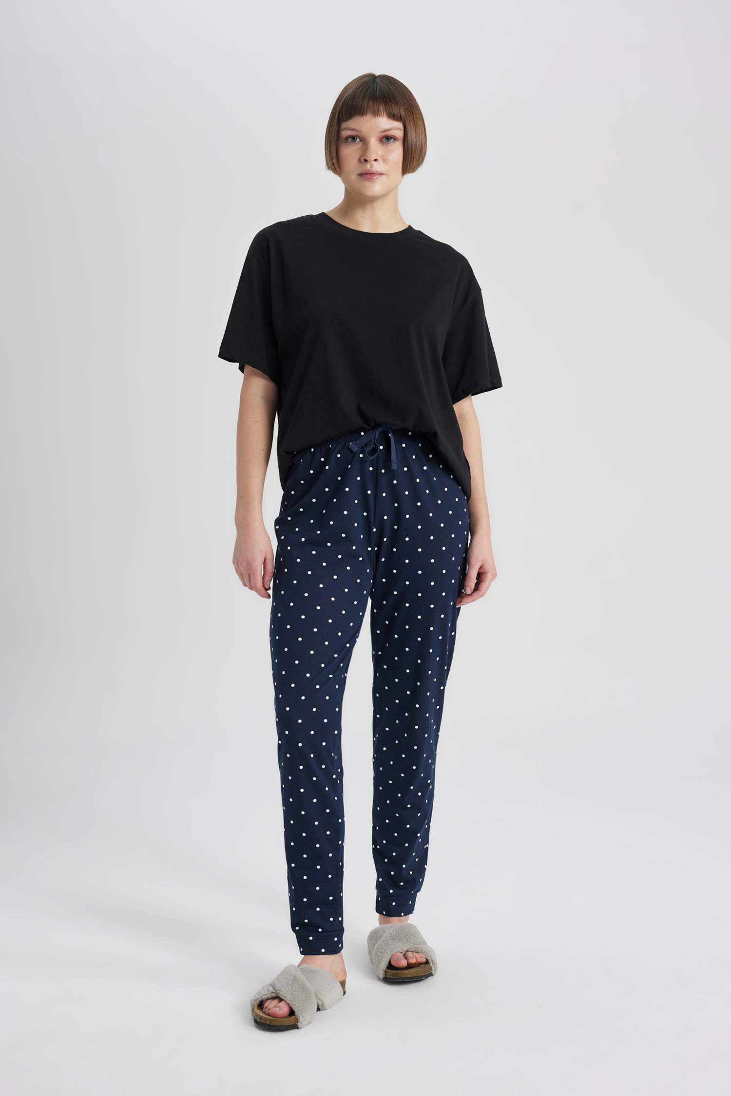 Regular Fit Knitted Bottoms