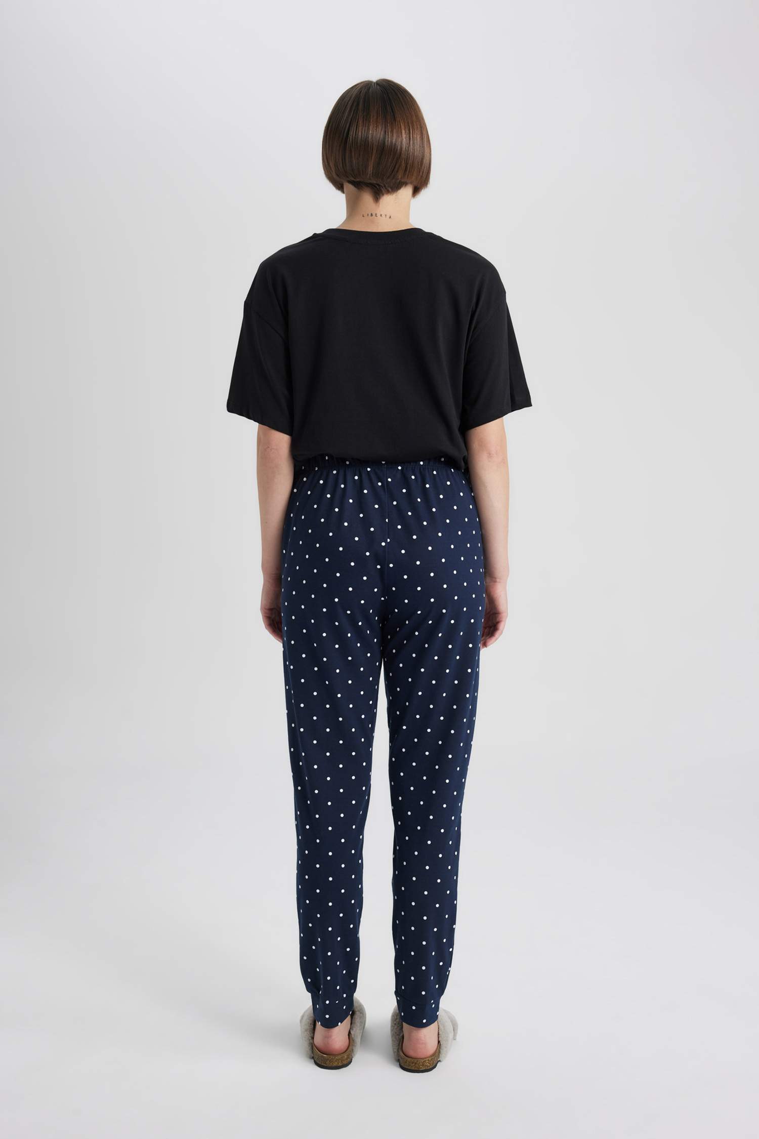 Regular Fit Knitted Bottoms