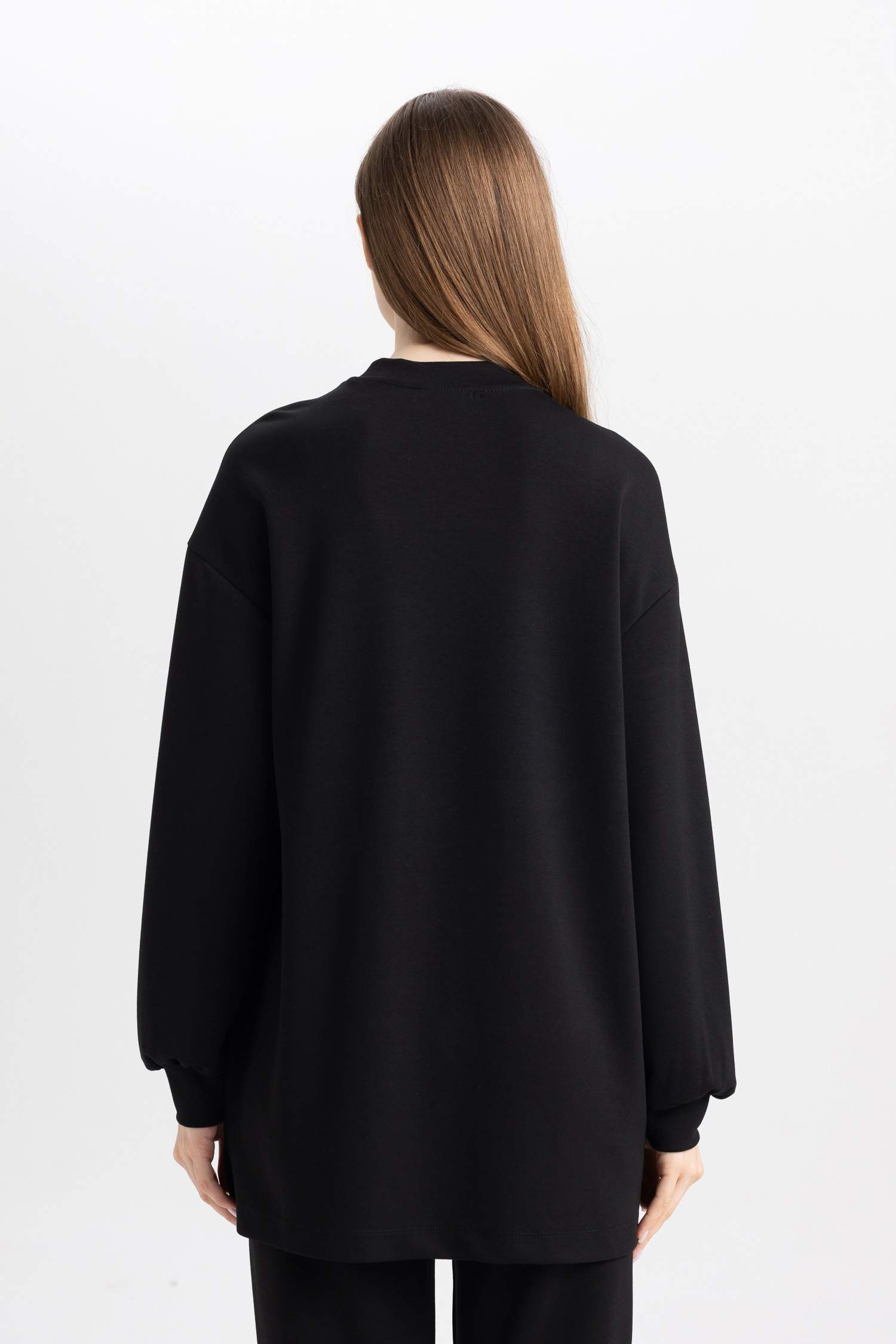 Regular Fit Bisiklet Yaka Kanguru Cepli Basic Düz Sweatshirt Tunik