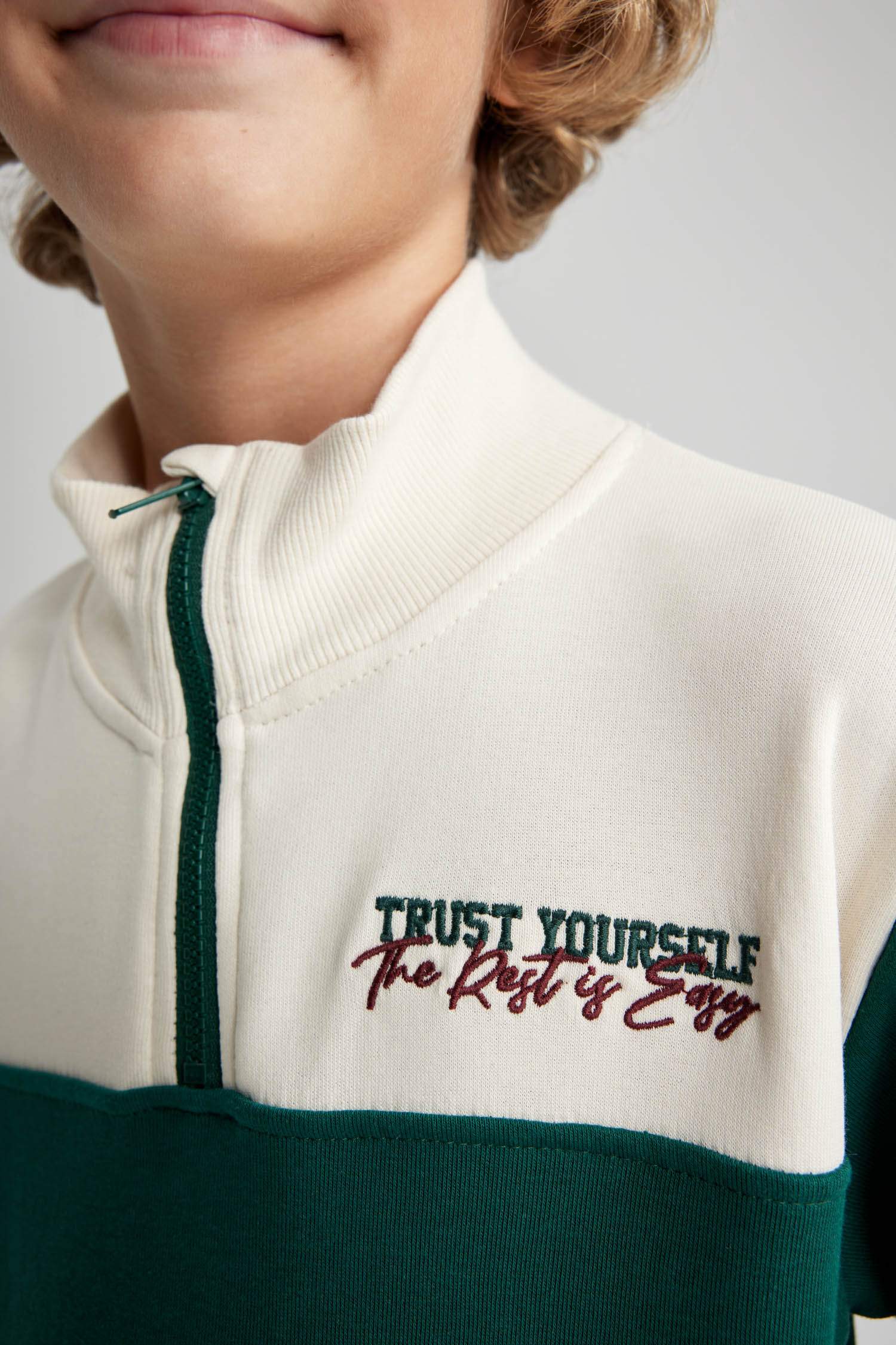 Свитшот на молнии для мальчиков