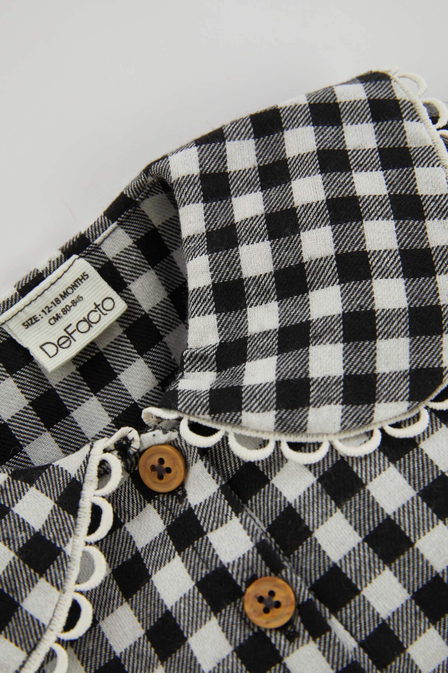 Сукня стандартного крою у клітку з фланелі для малюків дівчаток