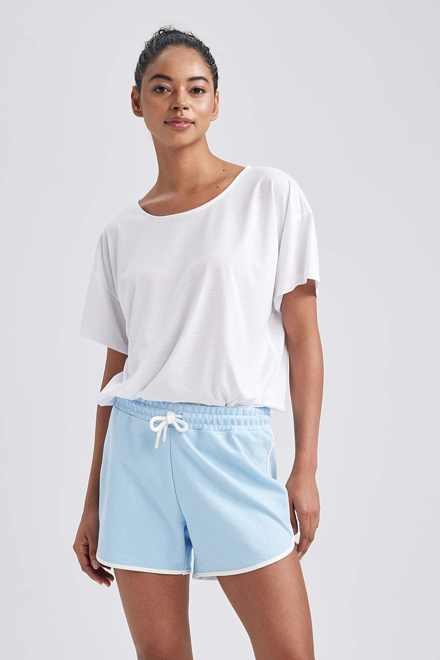 DeFactoFit Standard Fit Sports Shorts