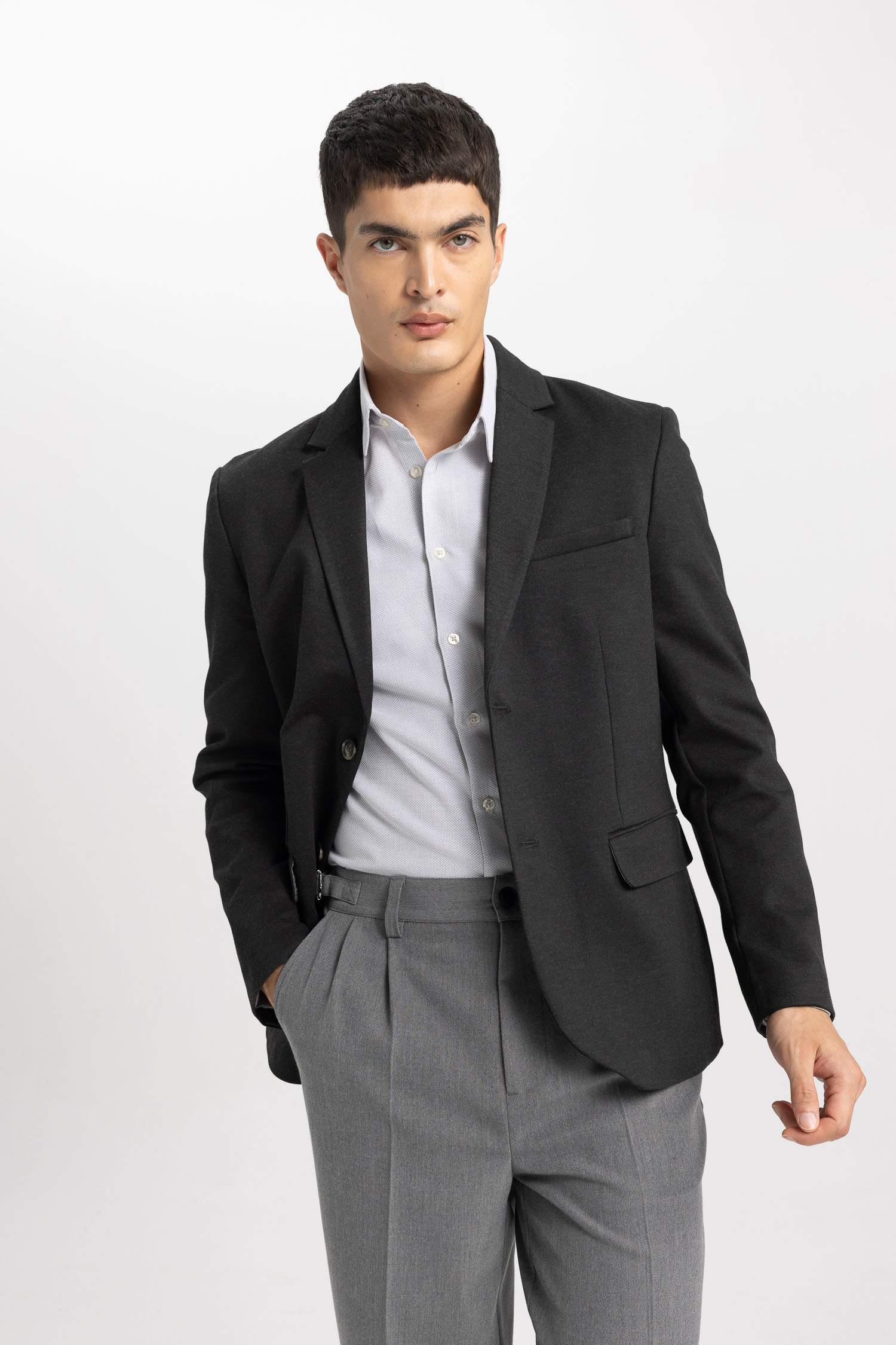 بليزر مودرن فيت بياقة جاكيت مبطن