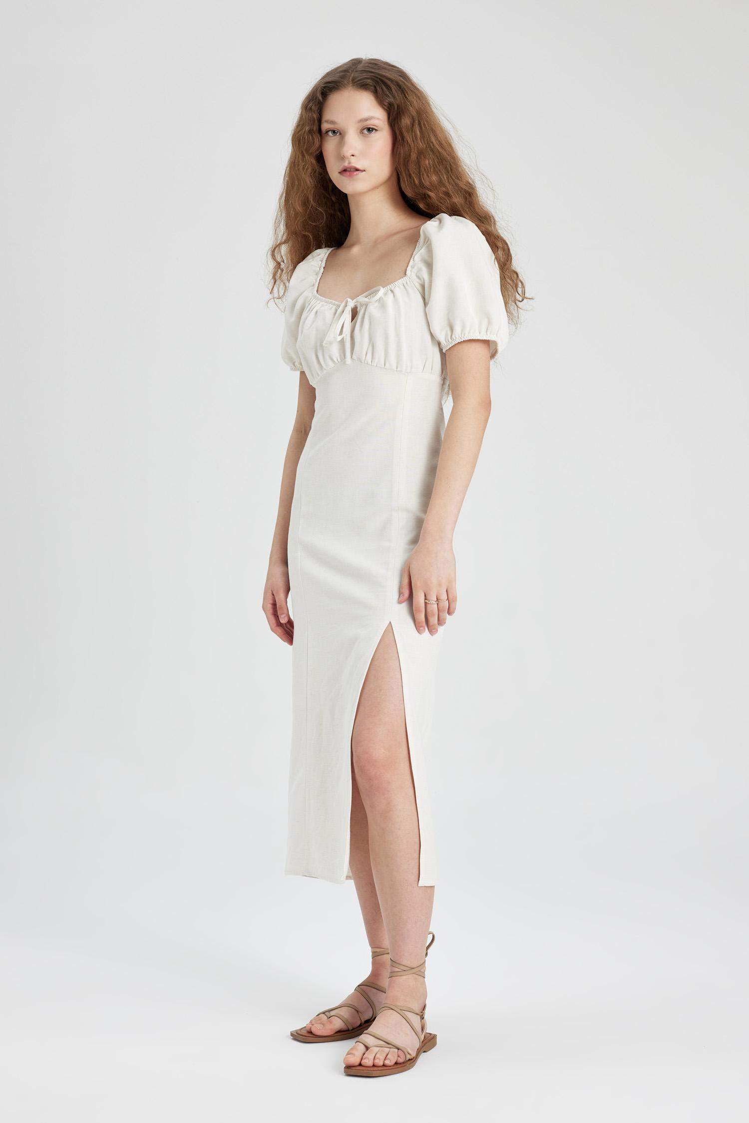 A Kesim Büzgülü Yaka Yırtmaçlı Beyaz Keten Kısa Kollu Midi Elbise