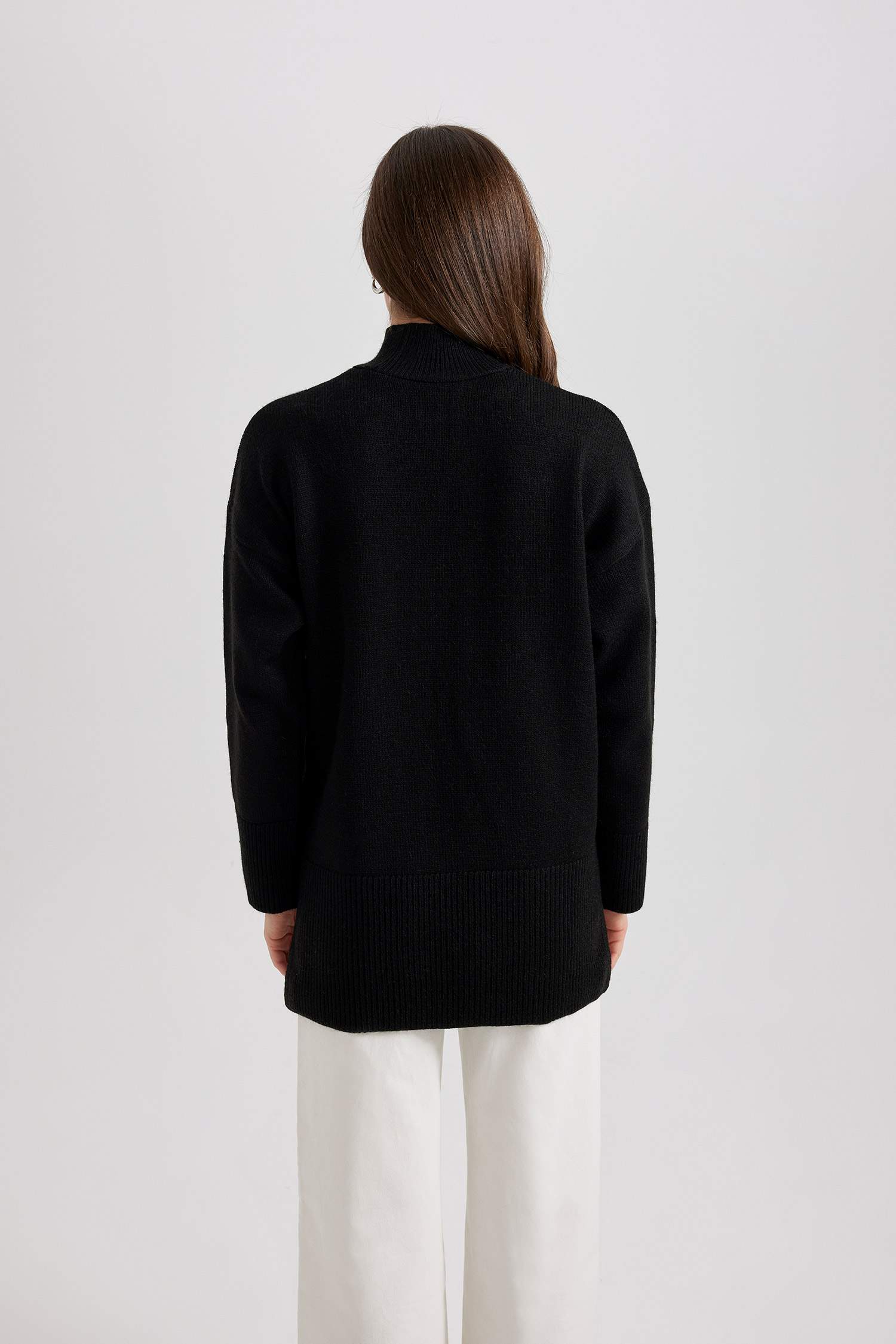 Tunique en tricot basique à col roulé Coupe régulière