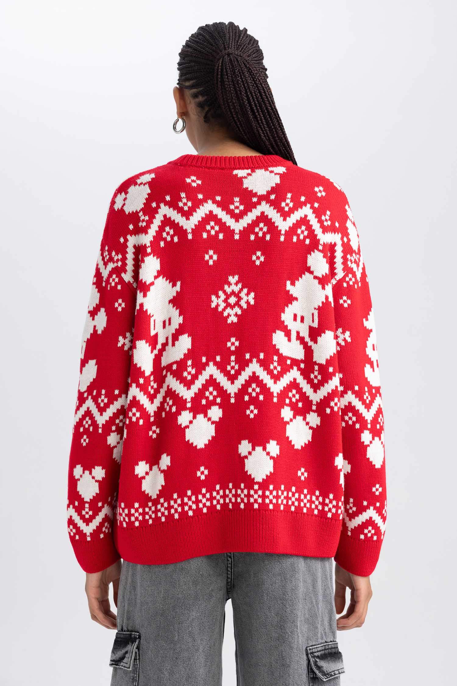 Disney Mickey & Minnie Christmas Themed Knit Pullover