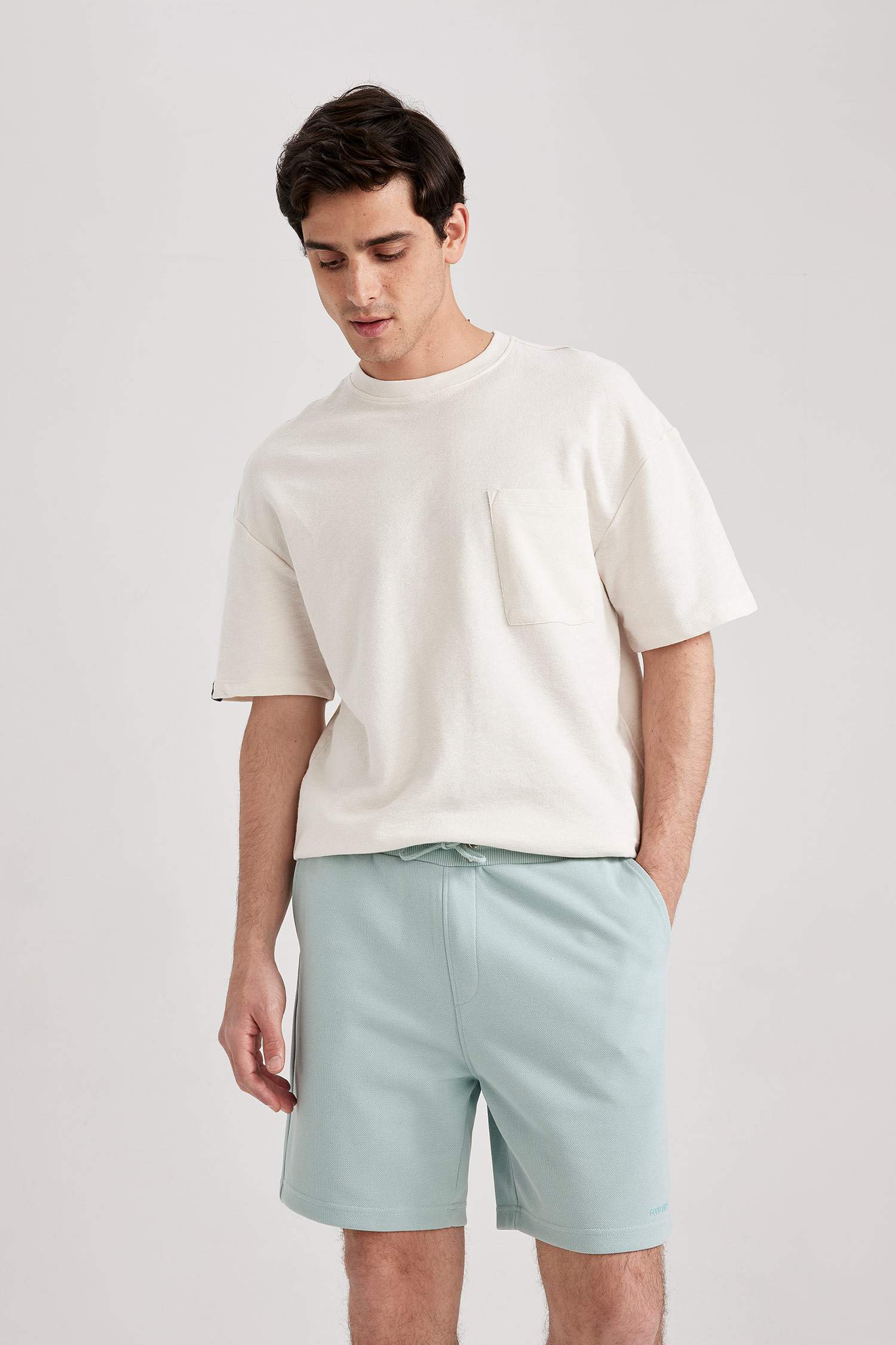 Short Coupe slim raccourcie Ourlet étroit