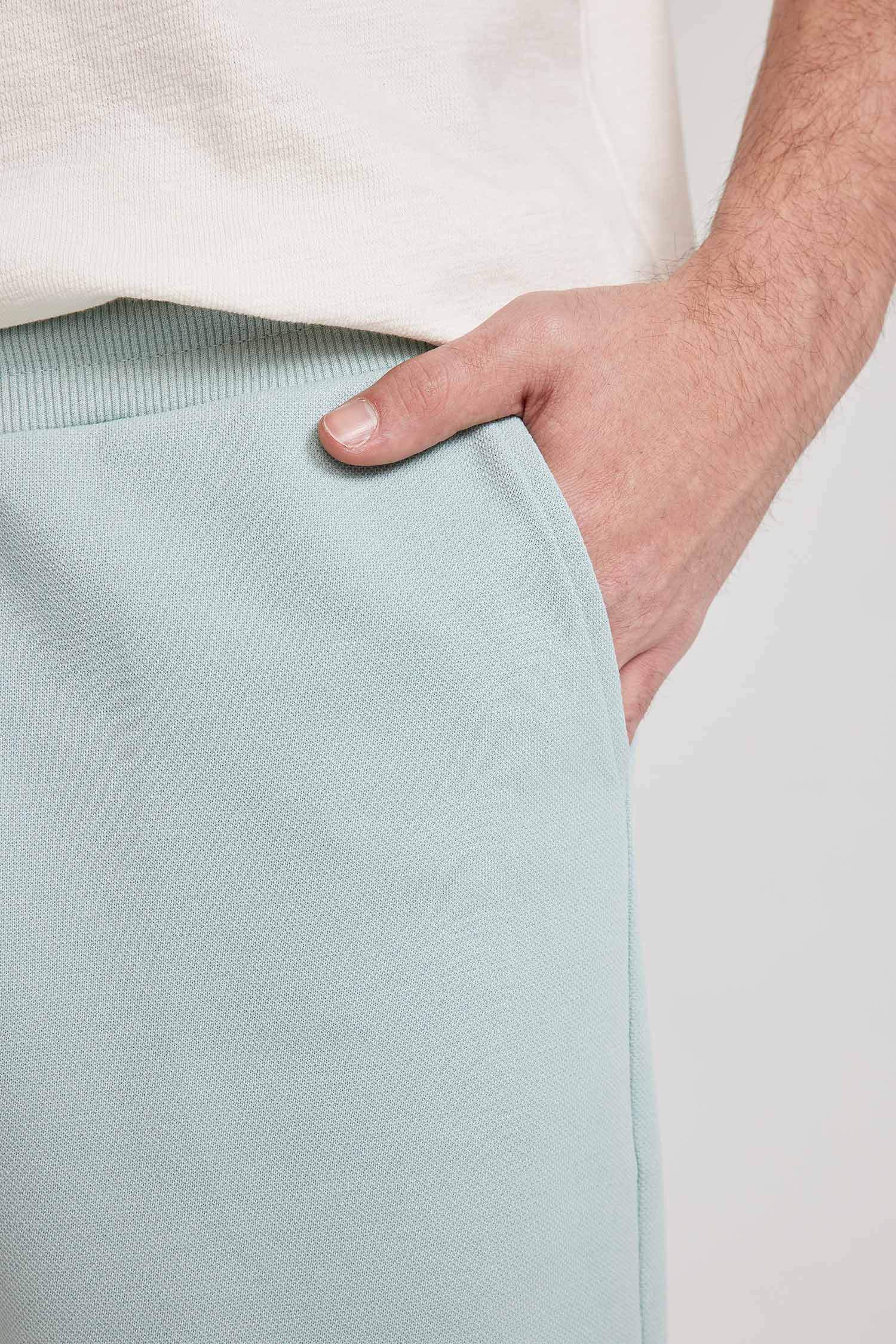 Short Coupe slim raccourcie Ourlet étroit