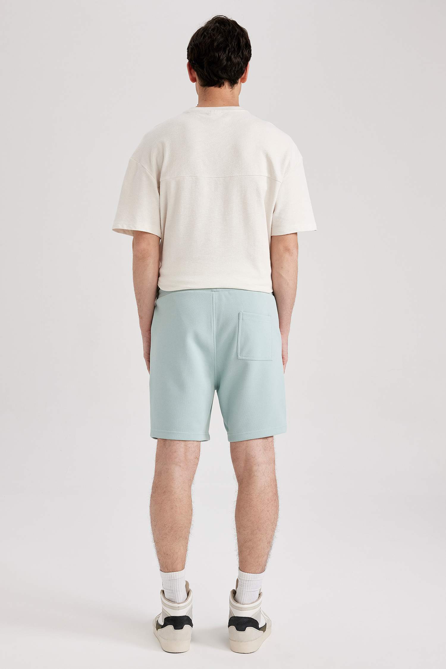 Short Coupe slim raccourcie Ourlet étroit