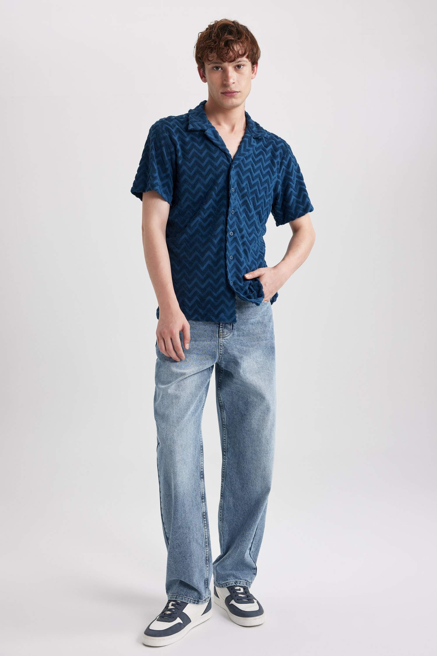 Regular Fit Printed Short Sleeve Shirt