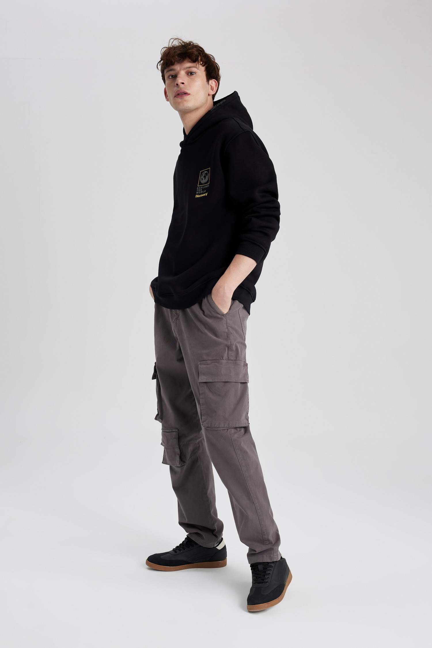 Relax Fit Kargo Cepli Düz Paça Gabardin Pantolon