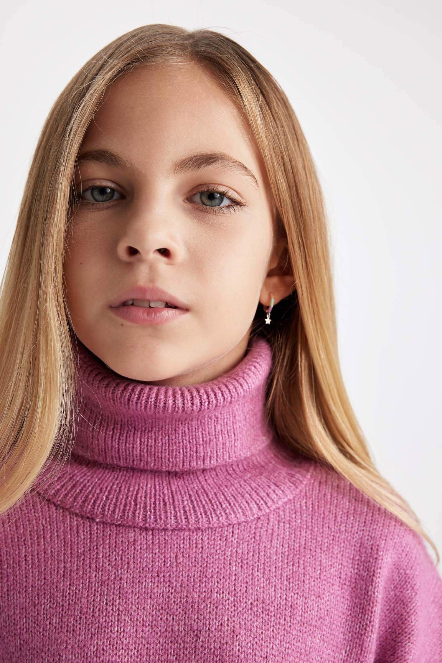 Girl Turtleneck Long Sleeve Knitted Dress