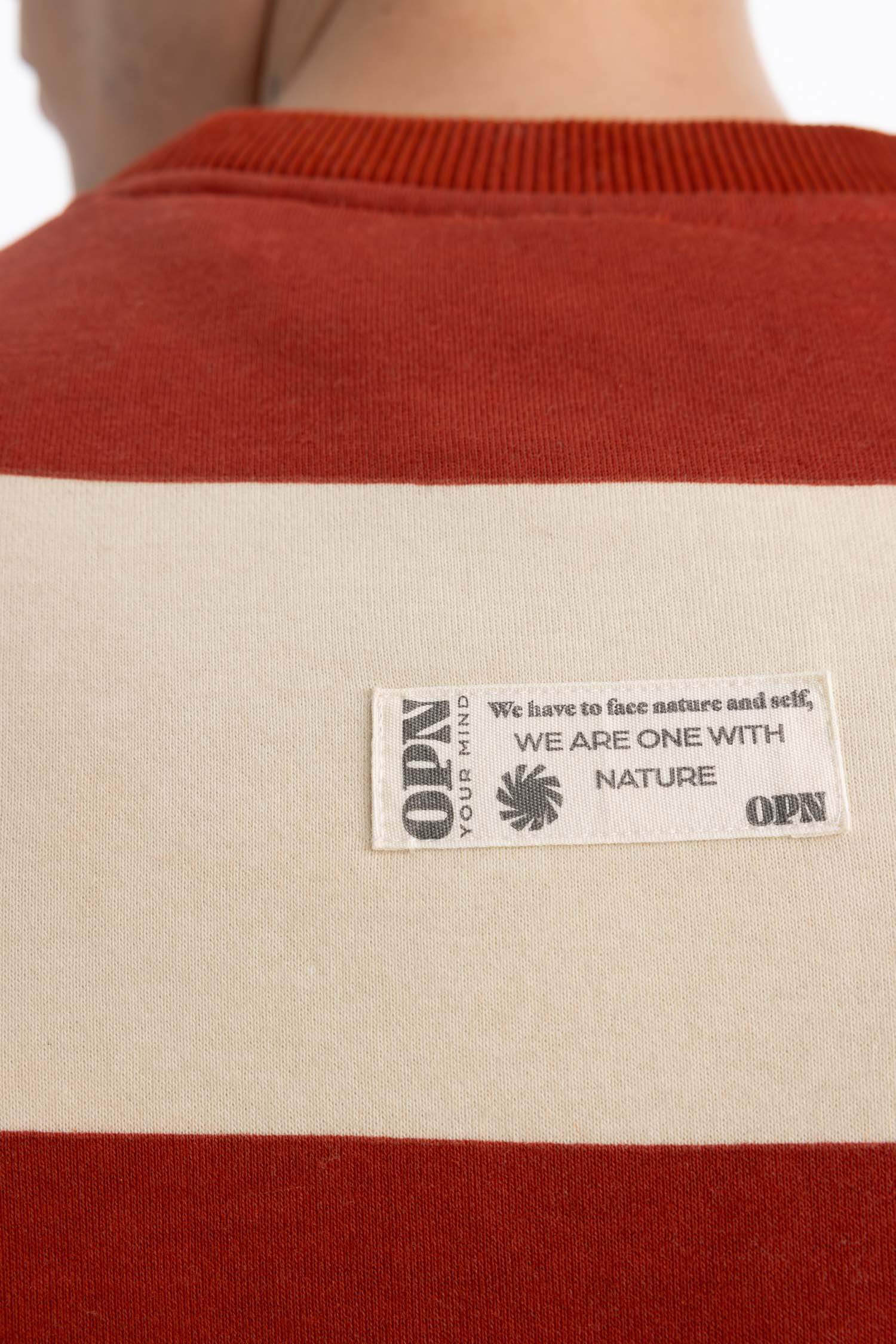 سويت شيرت أوفر سايز مطبوع بياخة مستديرة