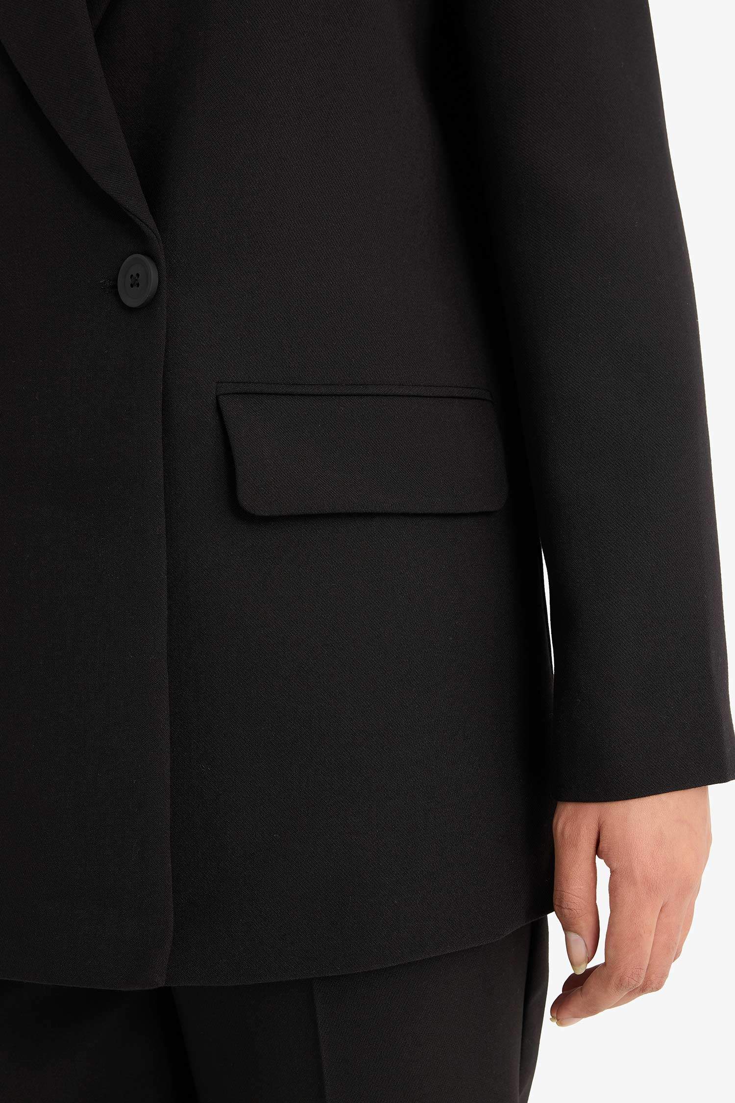 سترة بليزر اوفر سايز