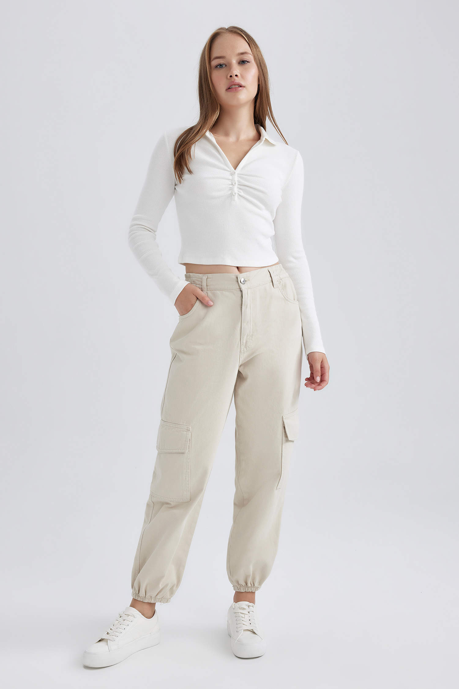 Ecru Woman Cargo Jogger Wowen Fabrics Pants 2891566 | DeFacto
