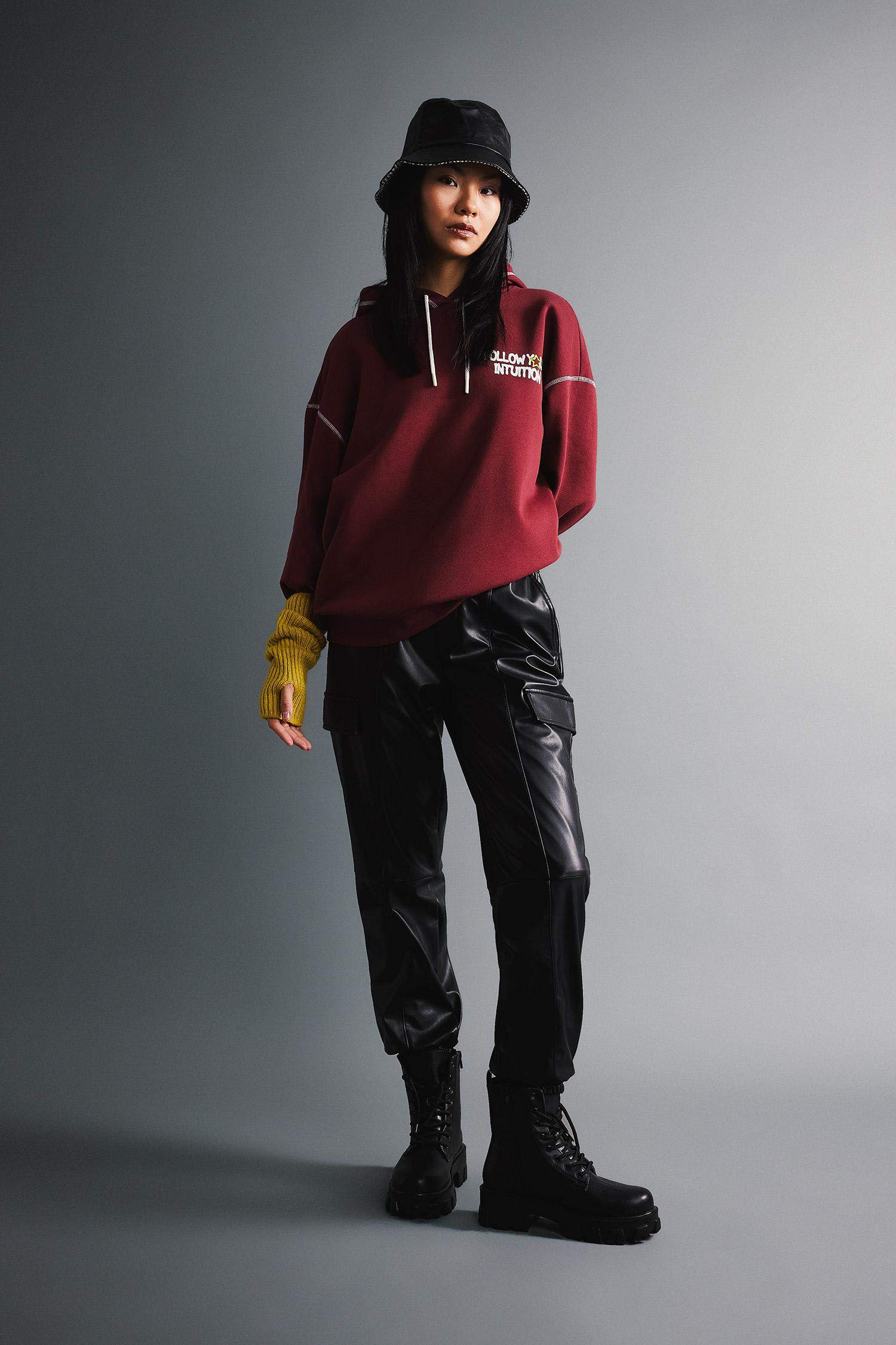 بنطلون كارجو جلد صناعي جوجر