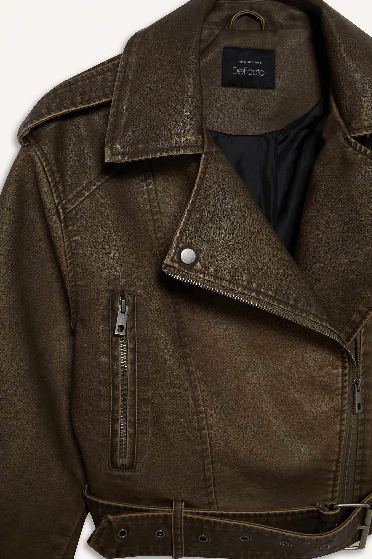 Relax Fit Kruvaze Yaka Kemerli Fermuarlı Suni Deri Ceket Mont