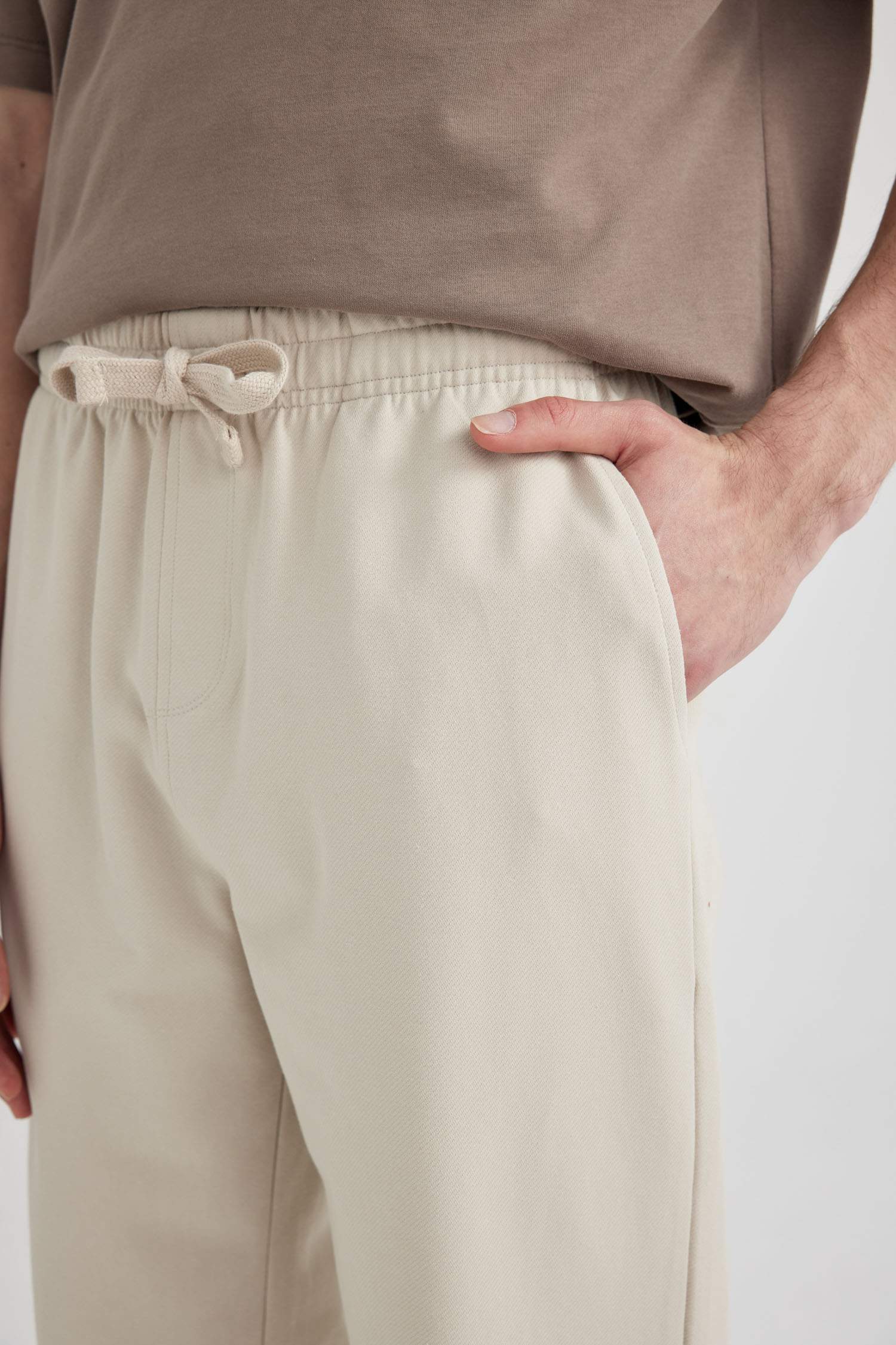 Pantalon de Survêtement Coupe Droite à Poches et Jambes Droites