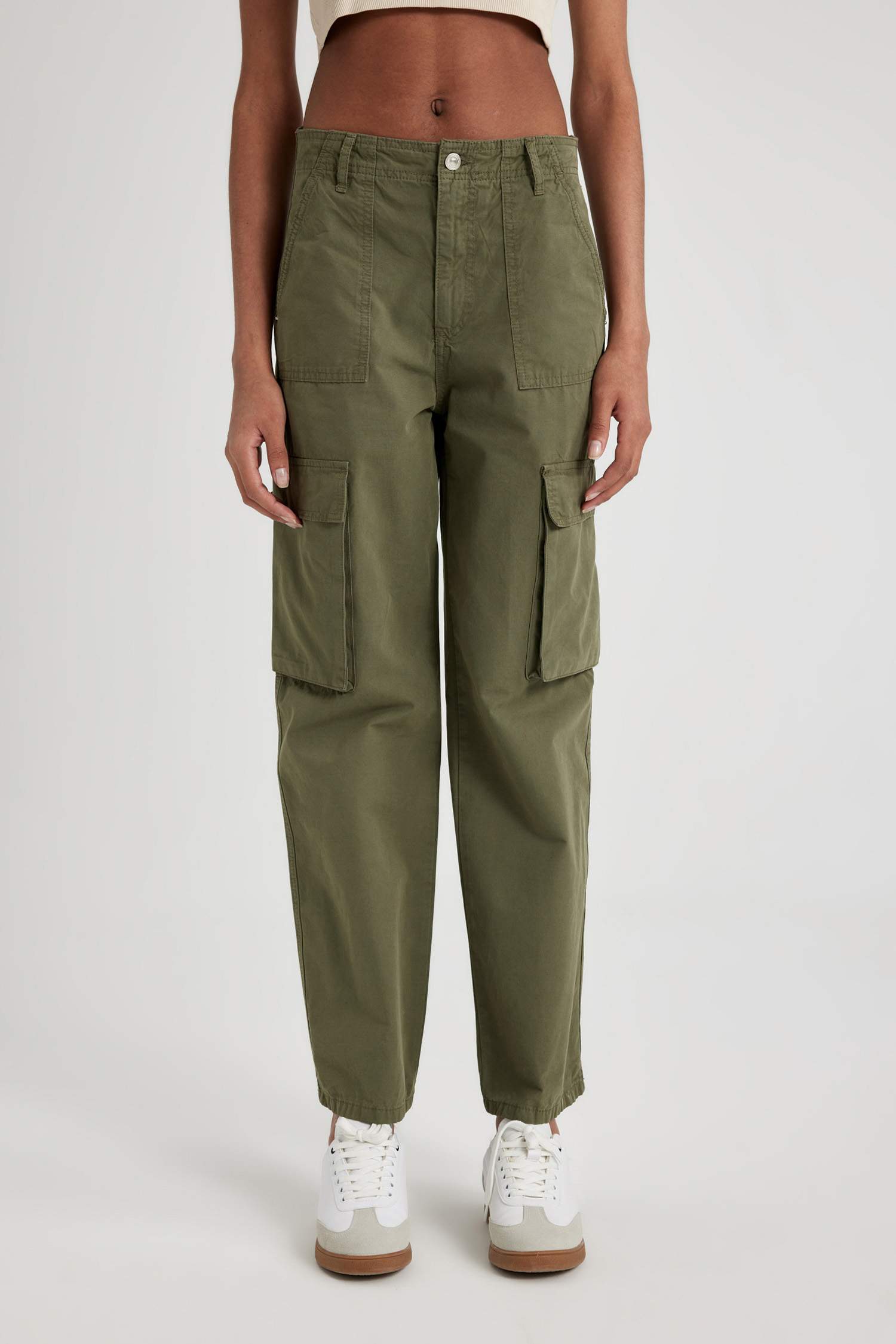 Straight Fit High Waist Standard Gabardine Cargo Pants