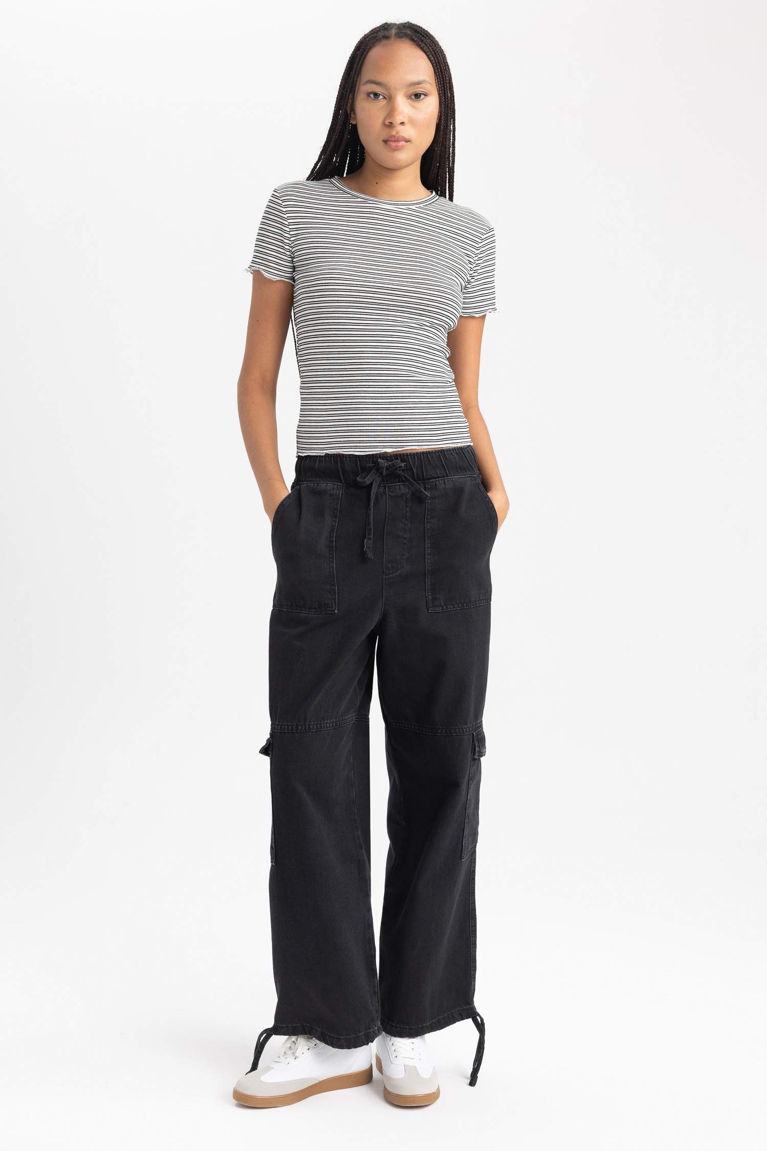 تي شيرت نص ردن سليم فيت بياخة مستديرة