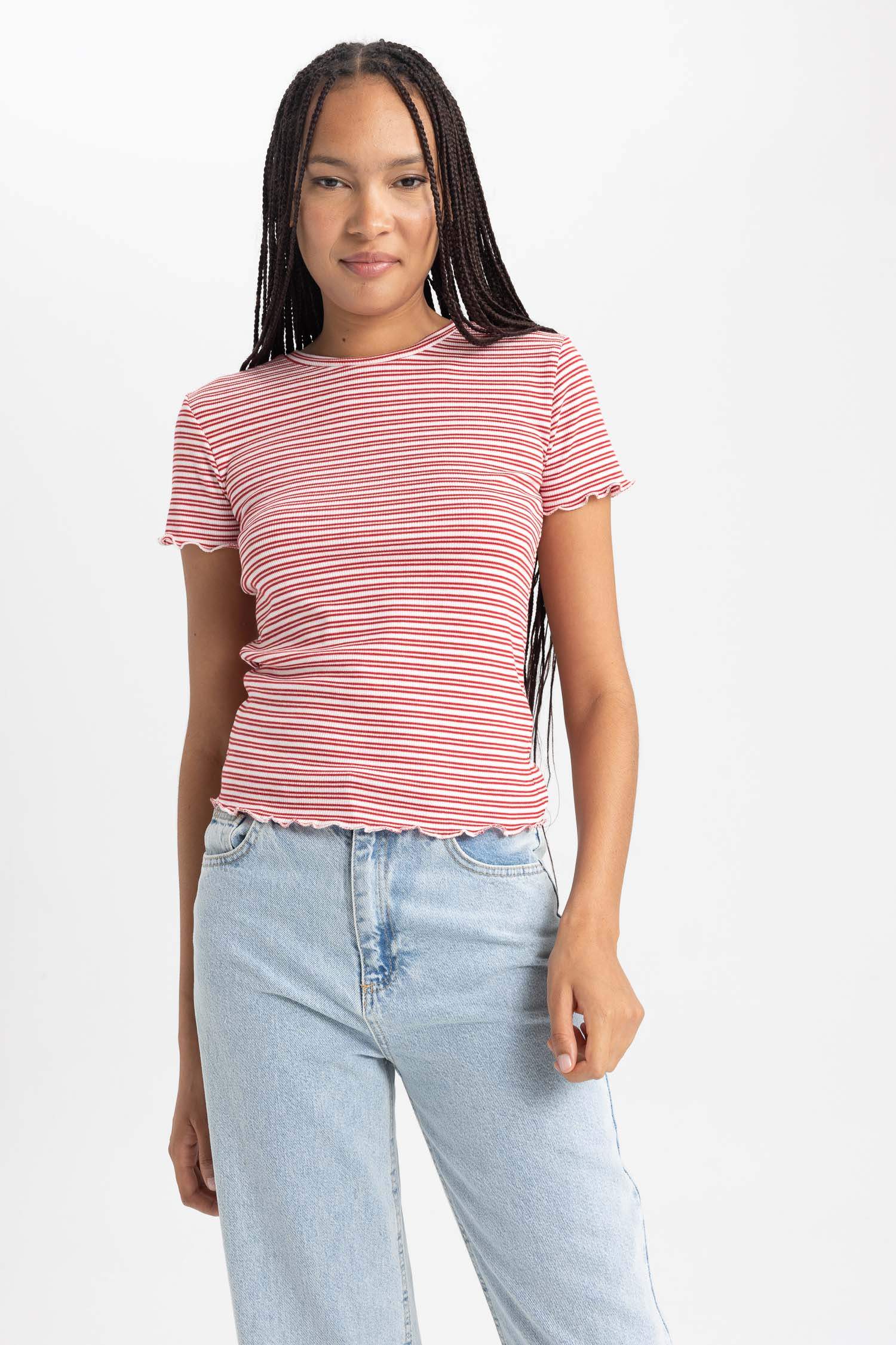 تي شيرت نص ردن سليم فيت بياخة مستديرة