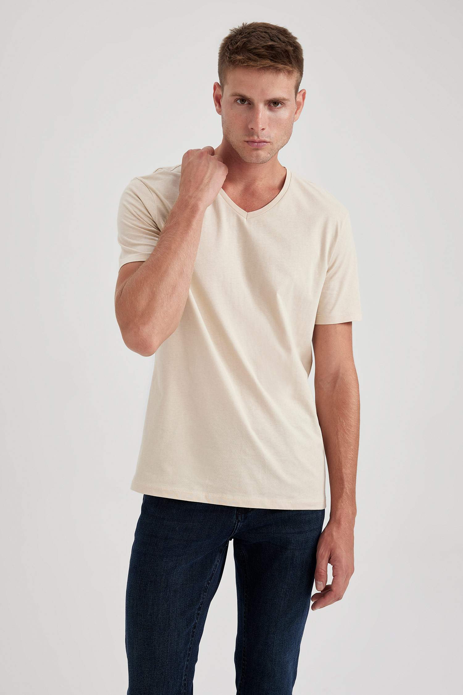 تي شيرت قطن سليم فيت بياخة V