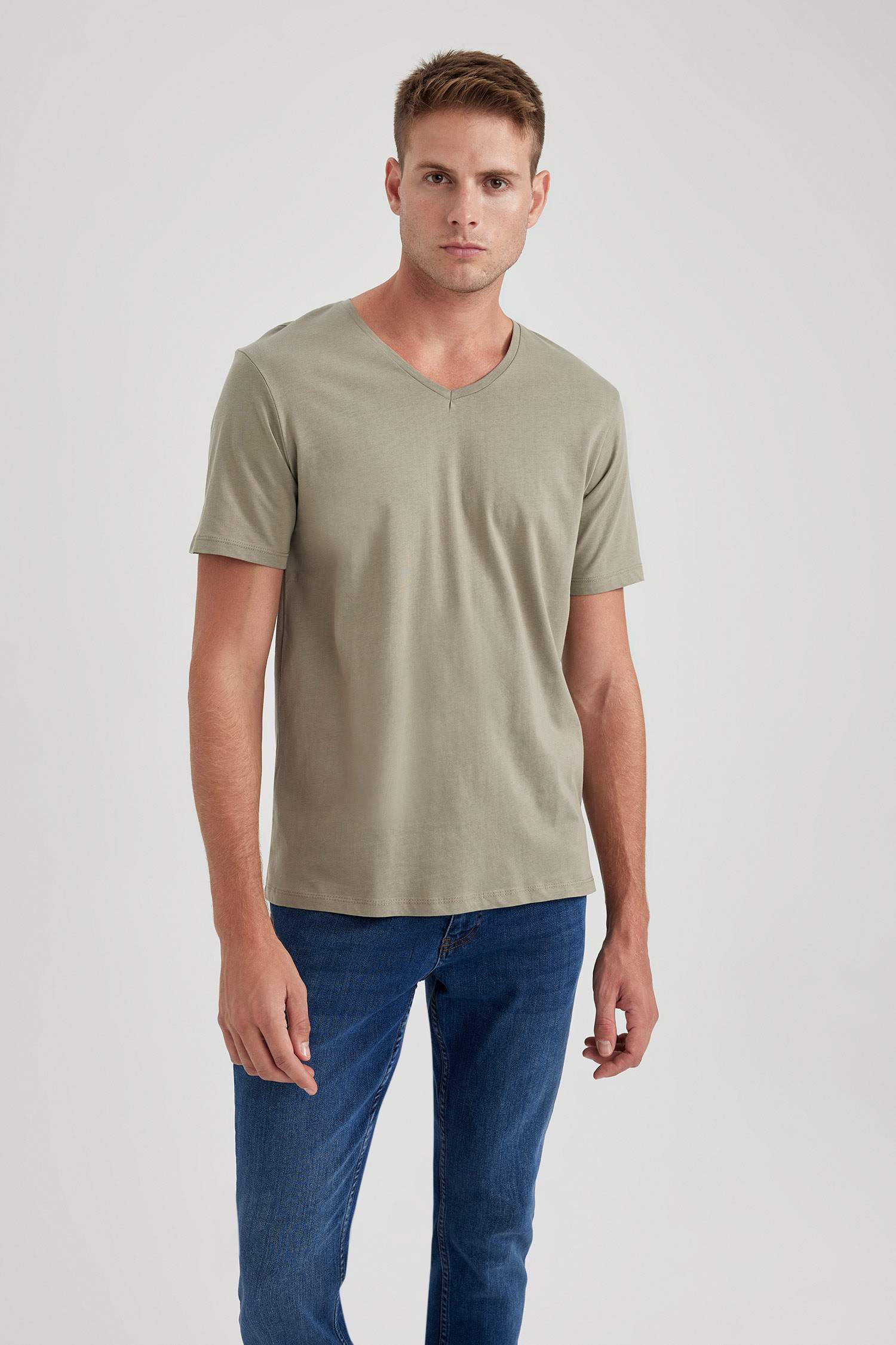 تي شيرت قطن سليم فيت بياخة V