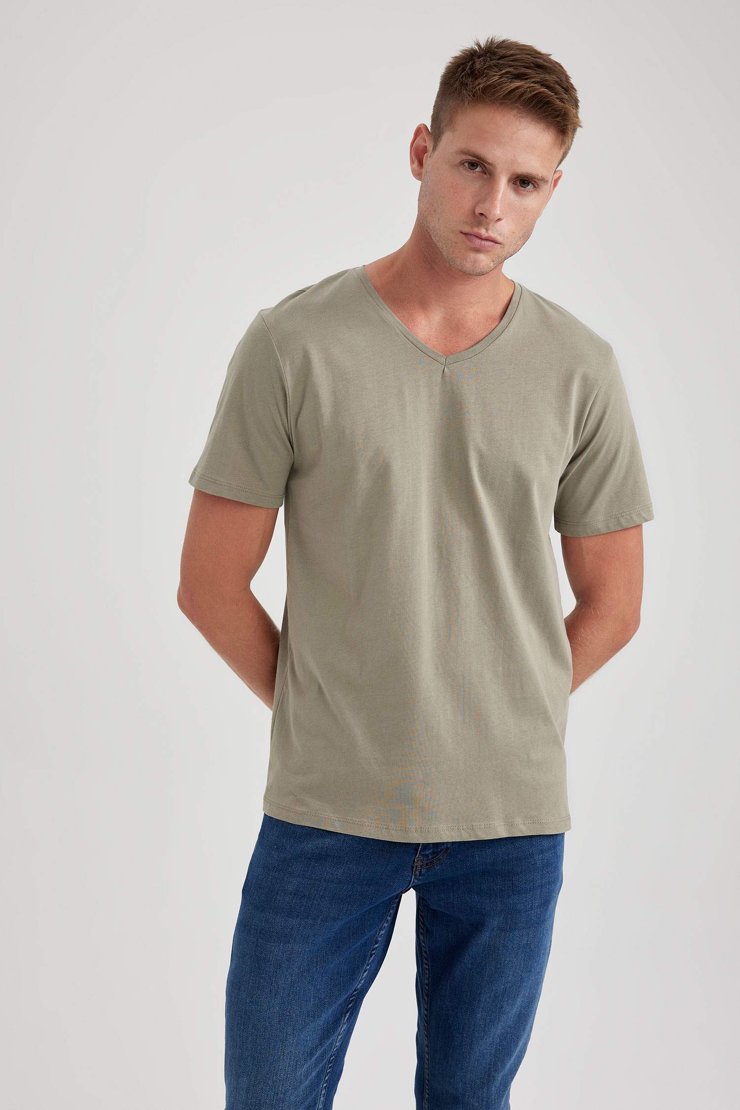 تي شيرت قطن سليم فيت بياخة V