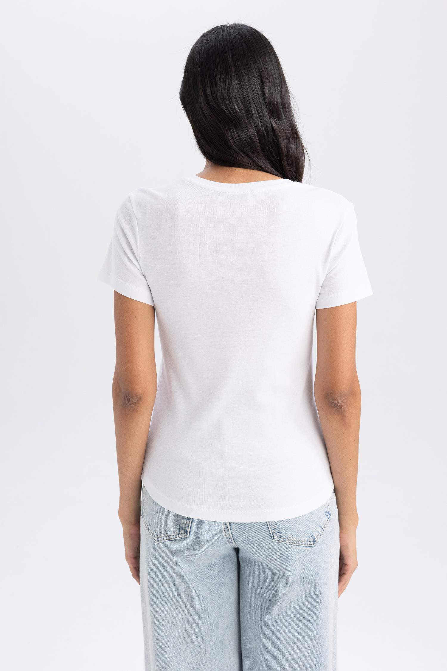 تي شيرت نص ردن سليم فيت