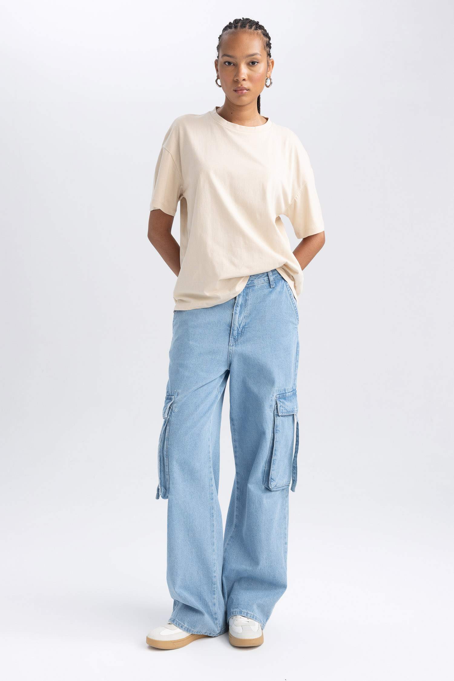 تي شيرت اوفر سايز نص ردن ياخة مستديرة